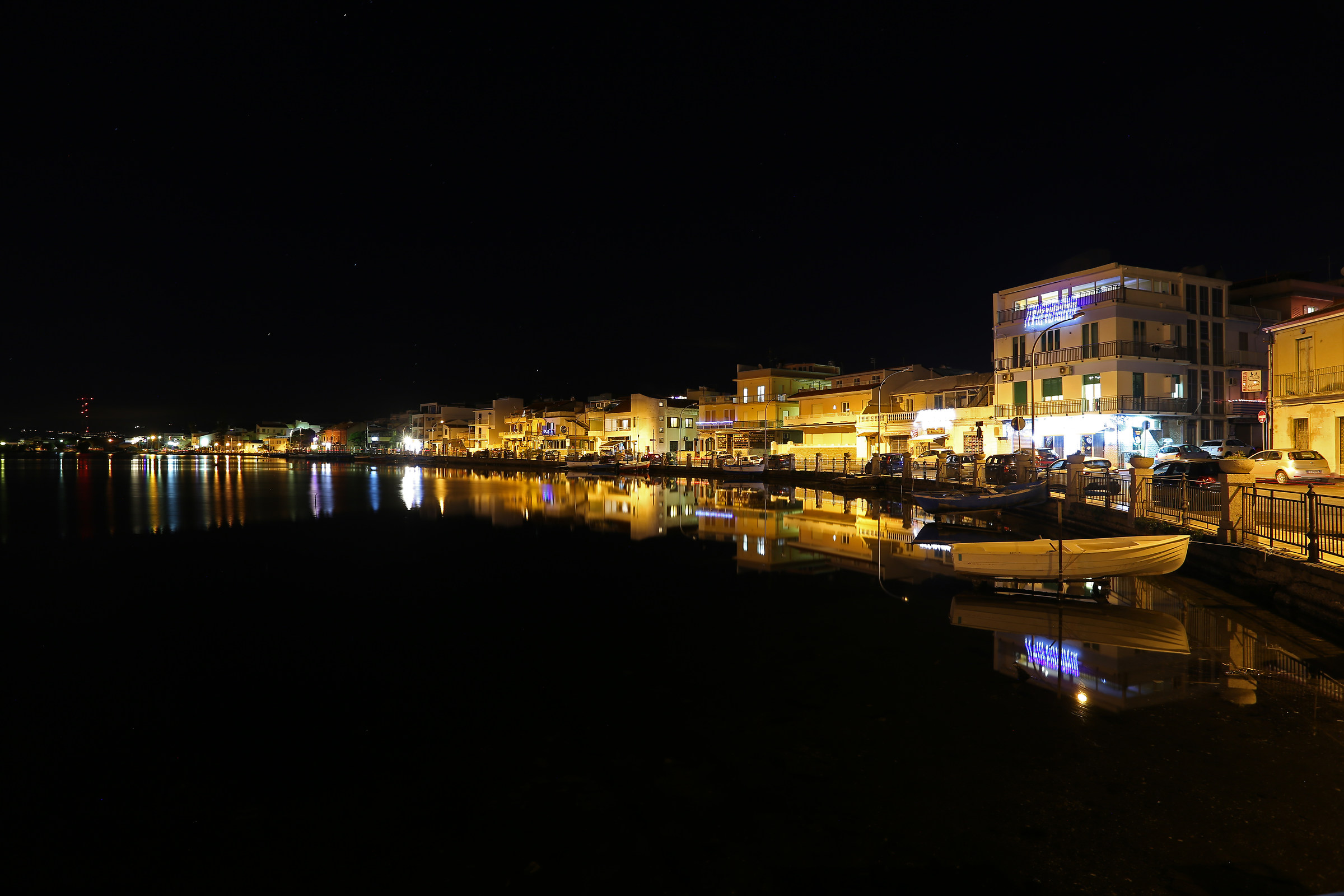 Christmas on the lake