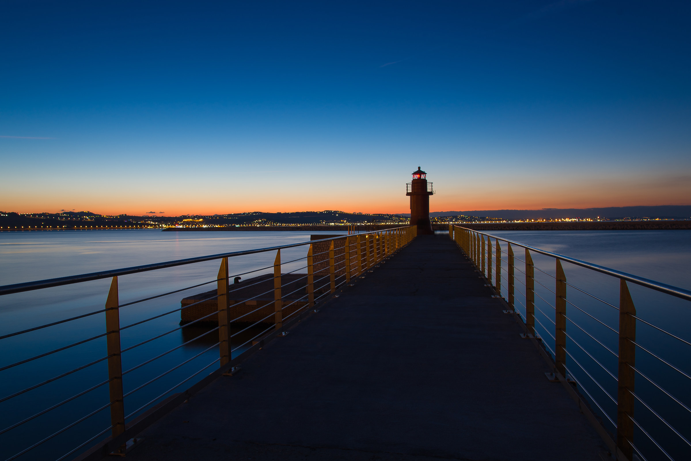 Lanterna Rossa Porto Antico Ancona