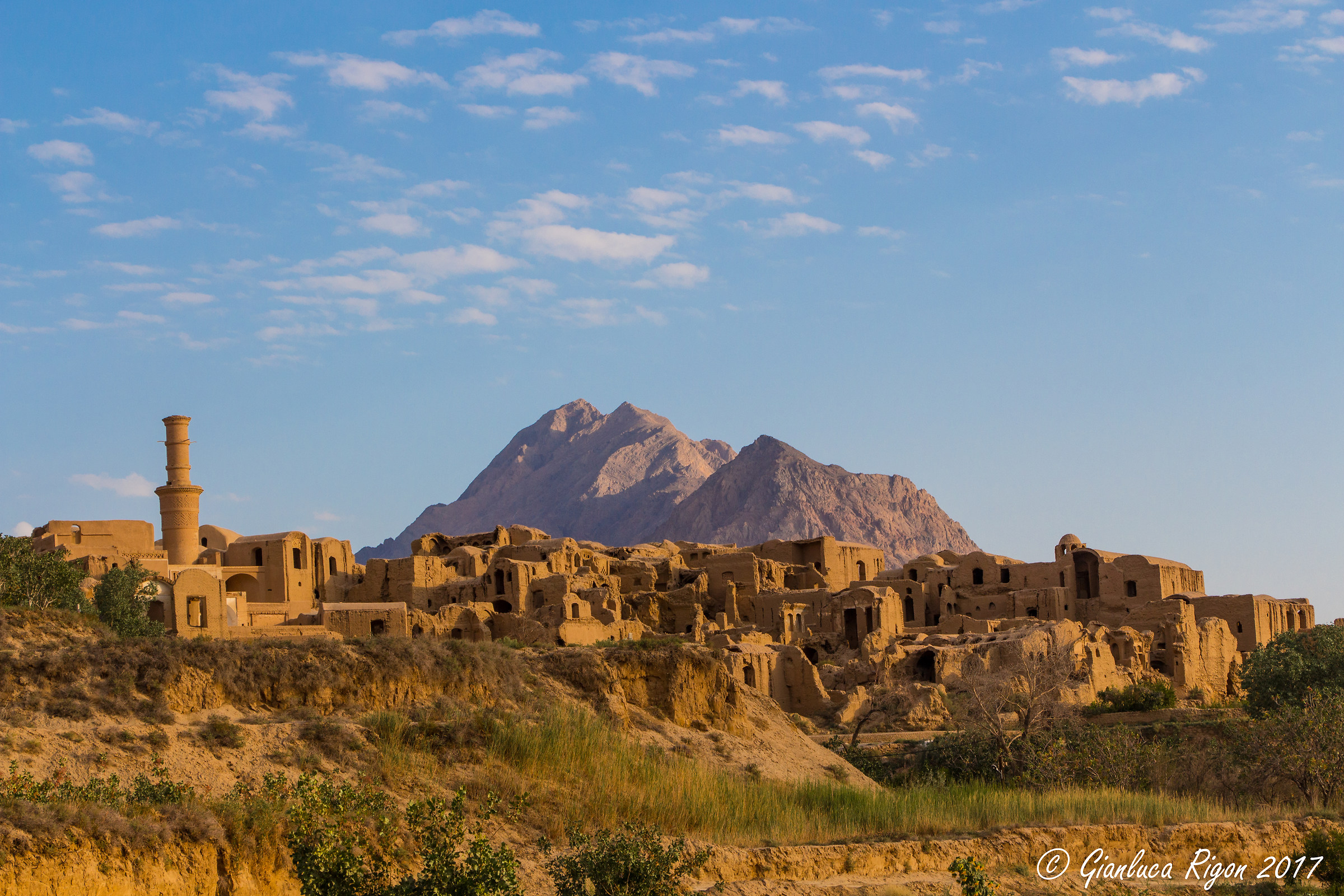 Sunrise in Kharanaq (Iran)
