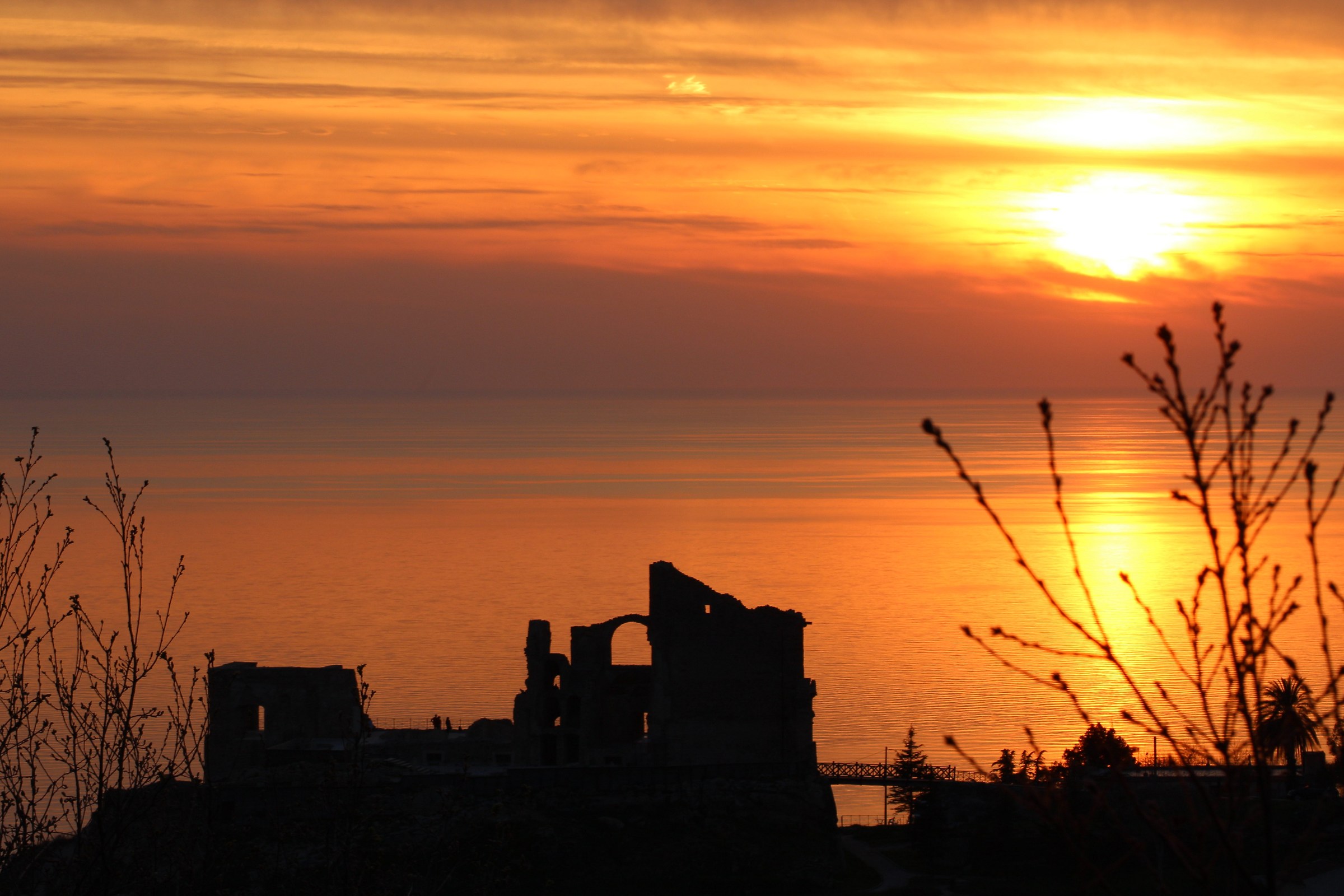 Tramonto Fiumefreddo Bruzio Castello della Valle