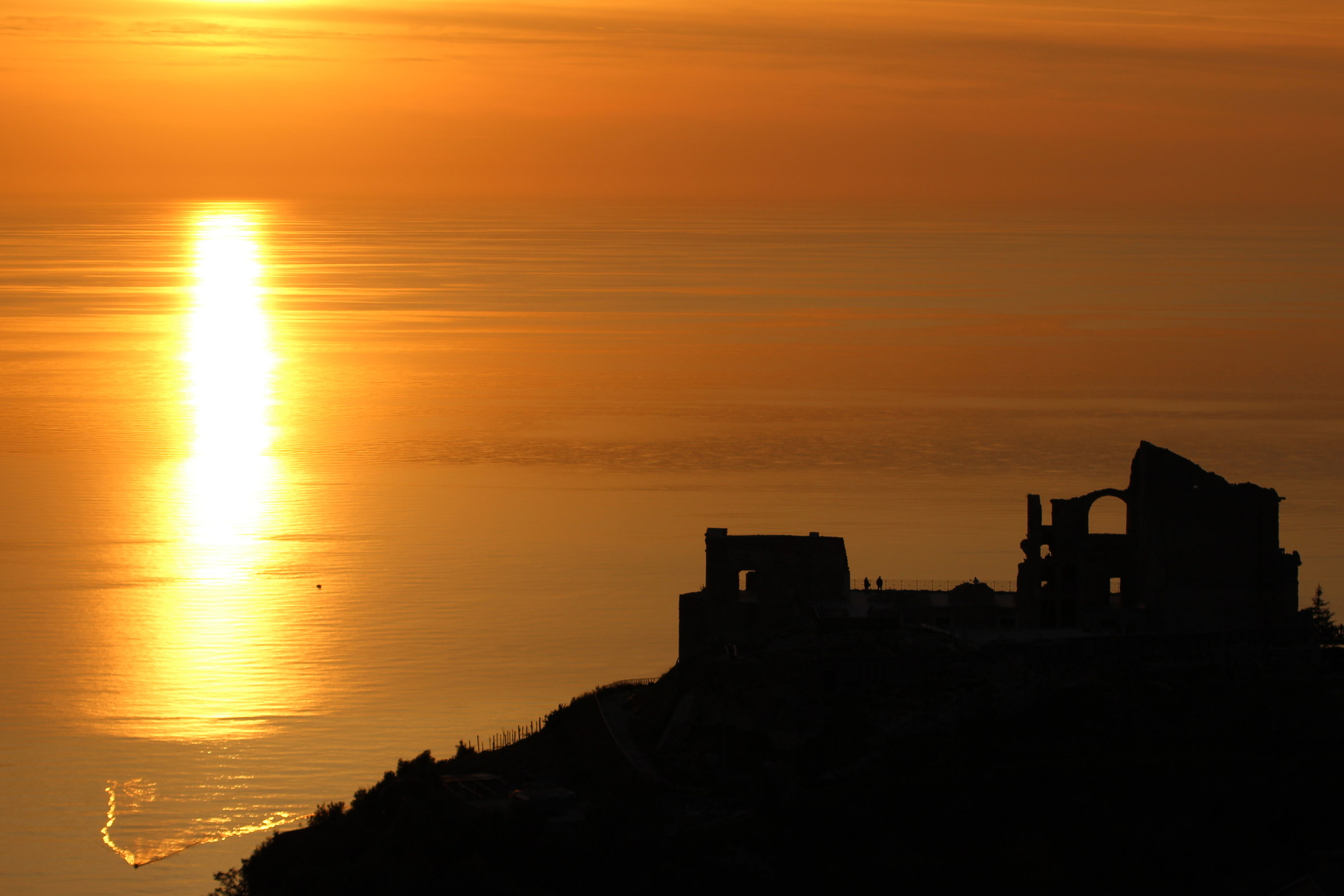 Tramonto Fiumefreddo Bruzio Castello della Valle