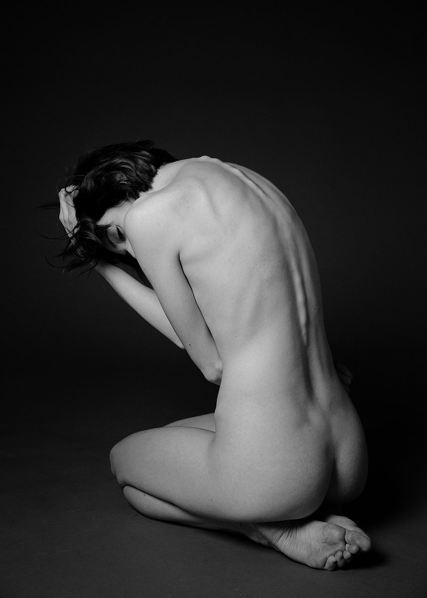 Studio nude 001