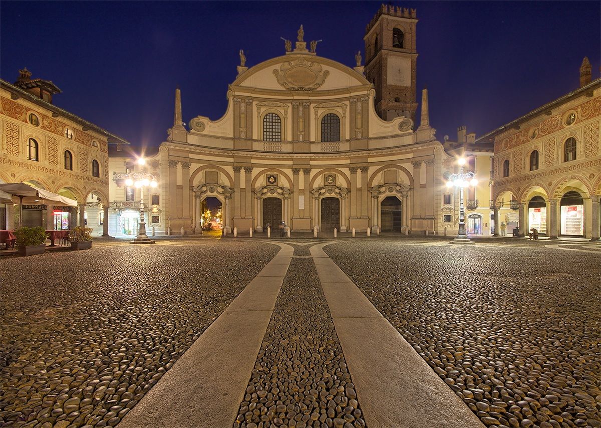 vigevano e la sua piazza Ducale
