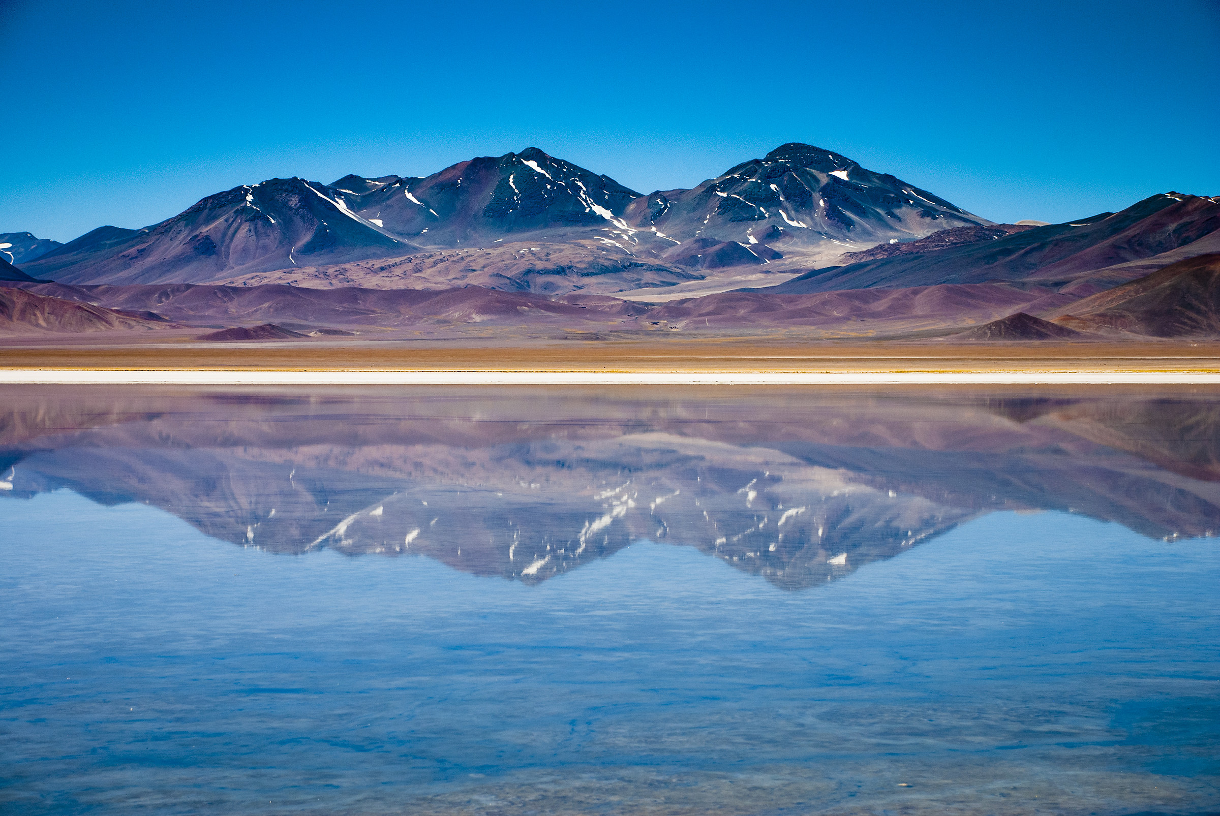 The rainbow desert - Parque Nacional Nevado three cruces