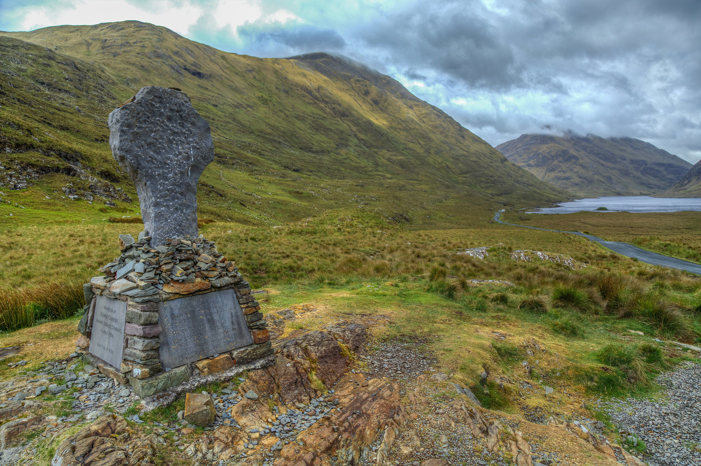 Croce della Doolough Valley in HDR