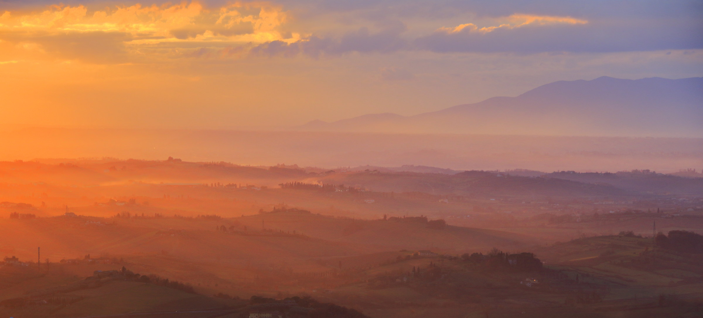 sole radente al tramonto