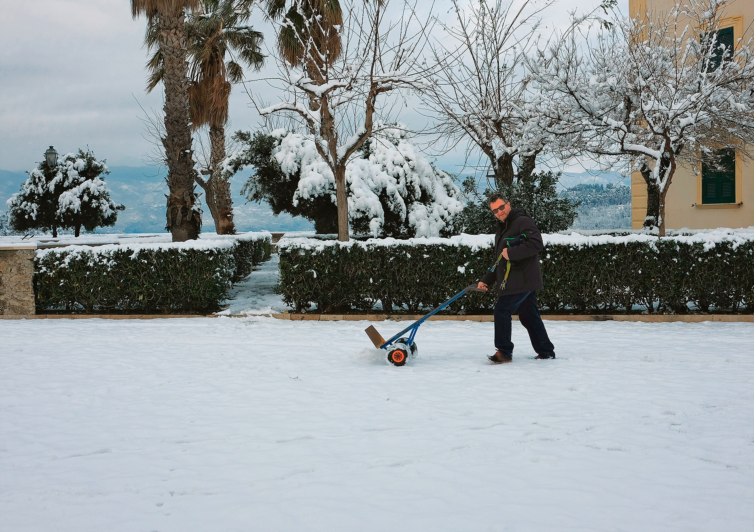The man with the cart!