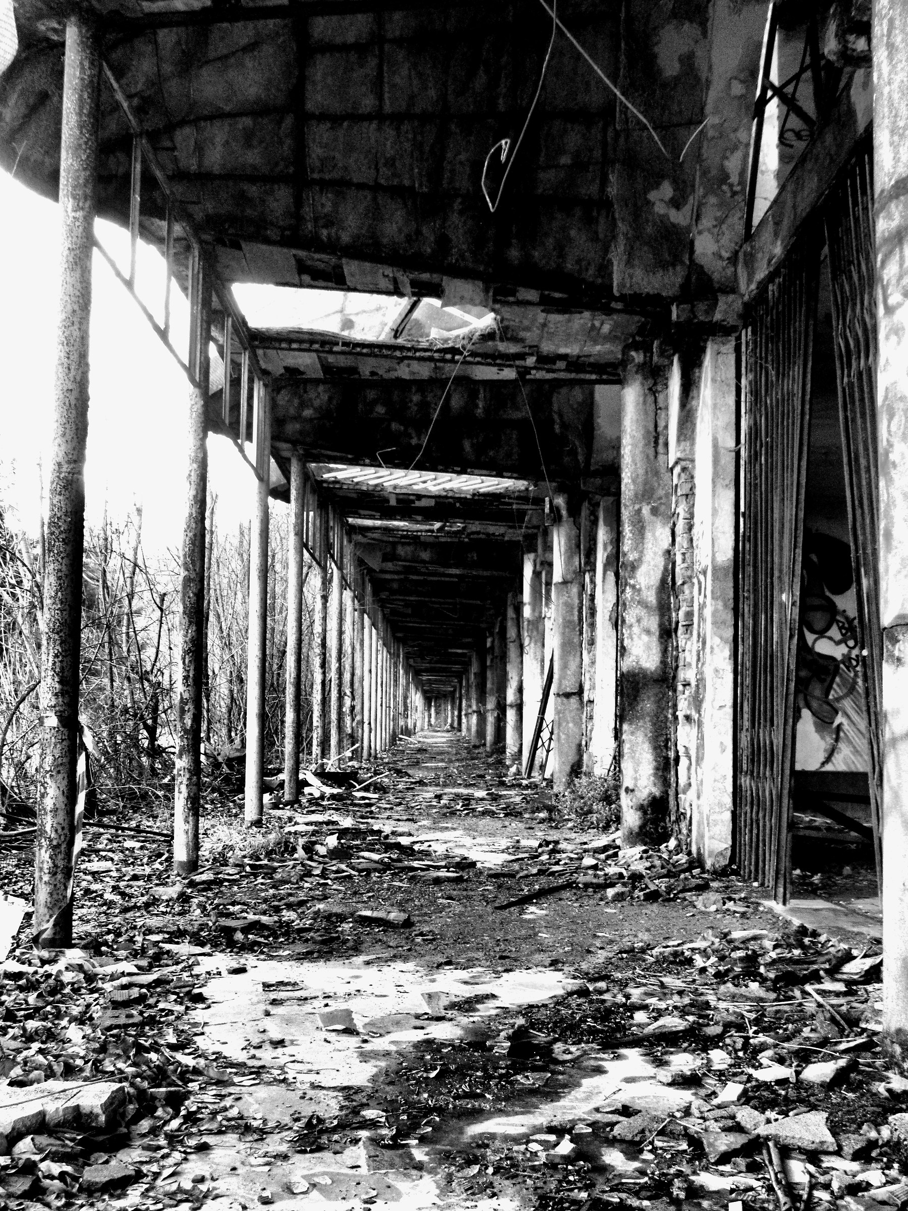 consonno ... in ruins