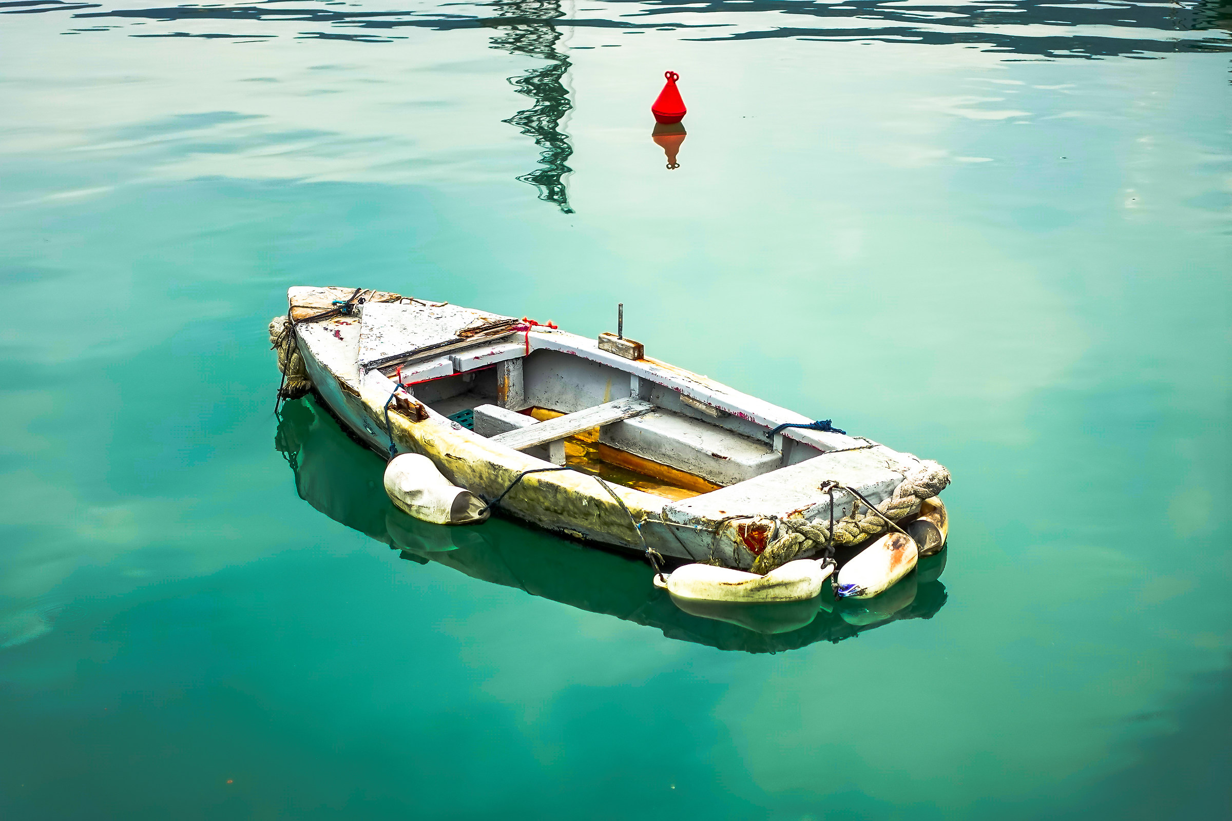 Floating boat