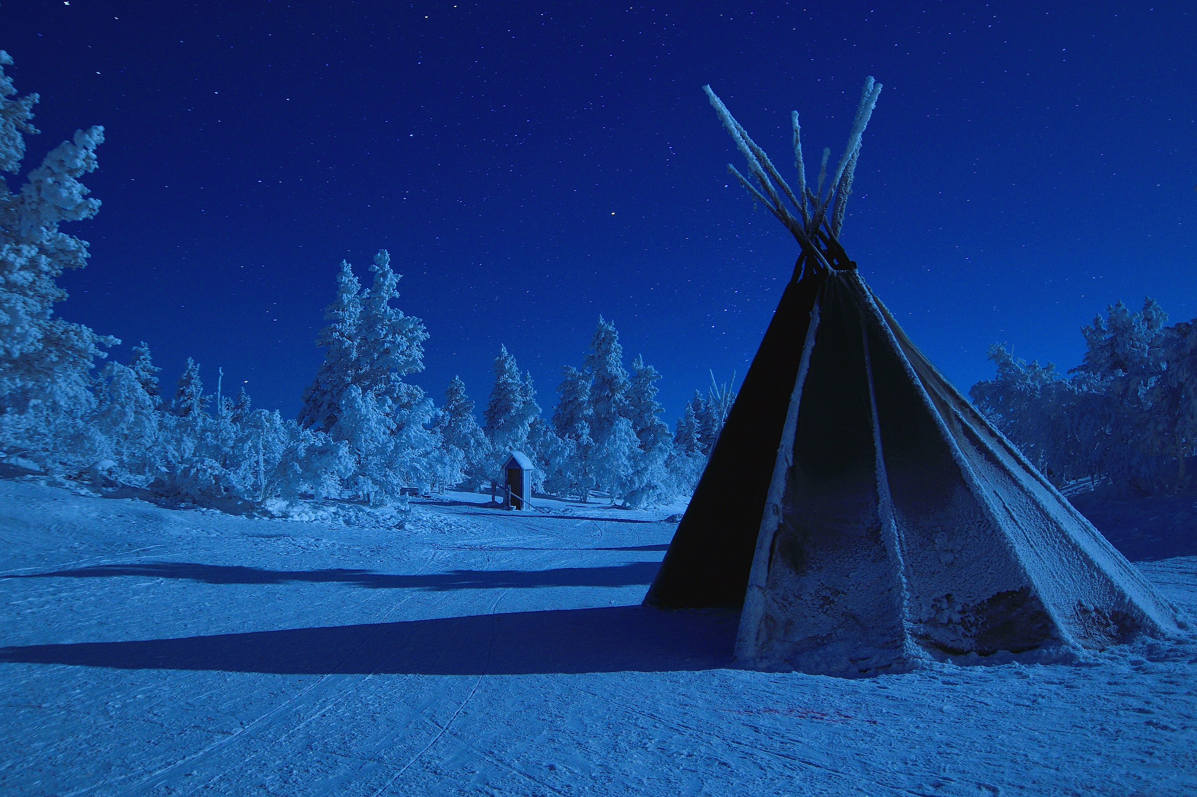 tent under the stars