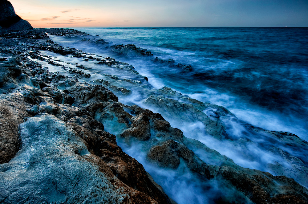 Diagonal of rock and water
