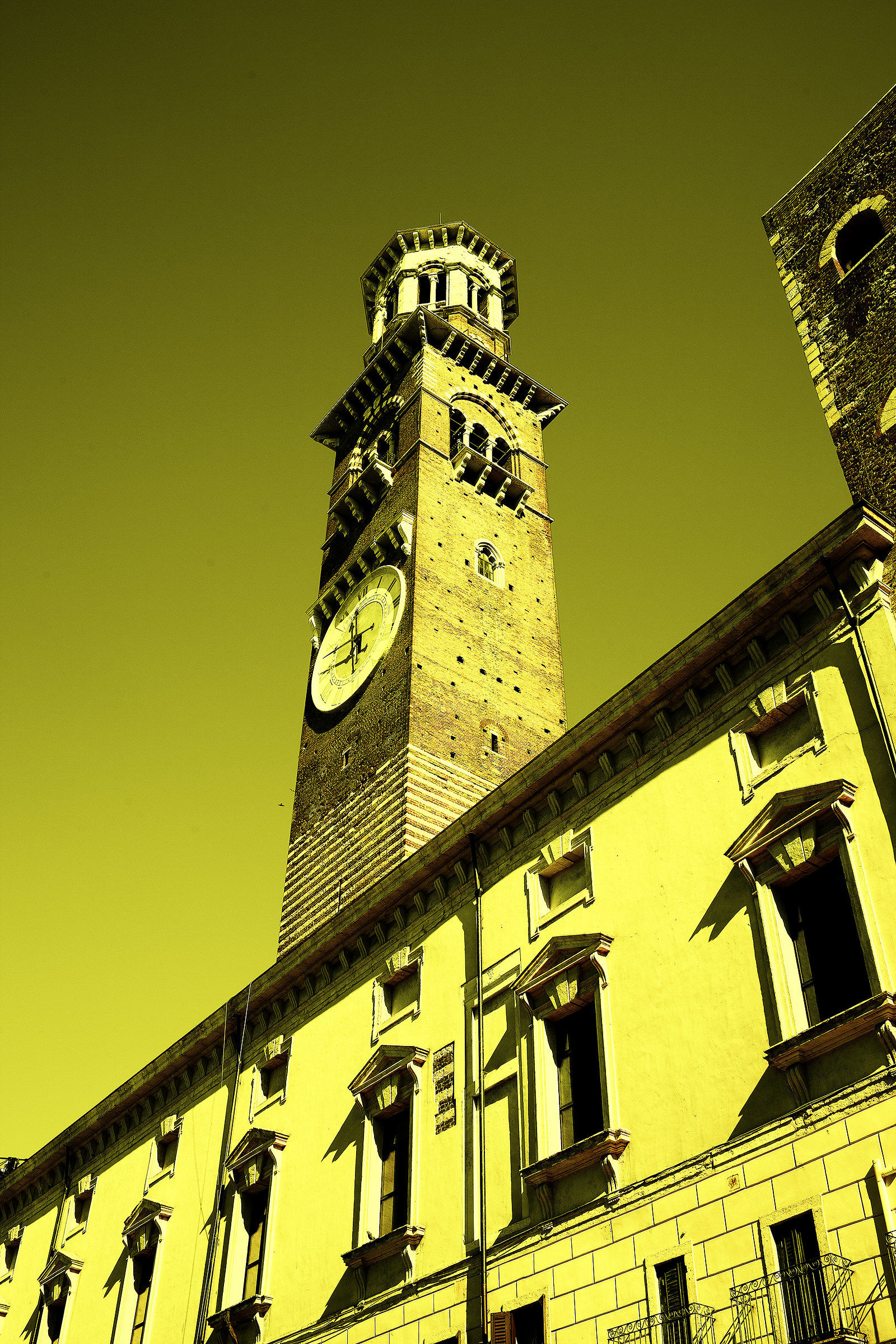 Torre dei Lamberti, Verona.