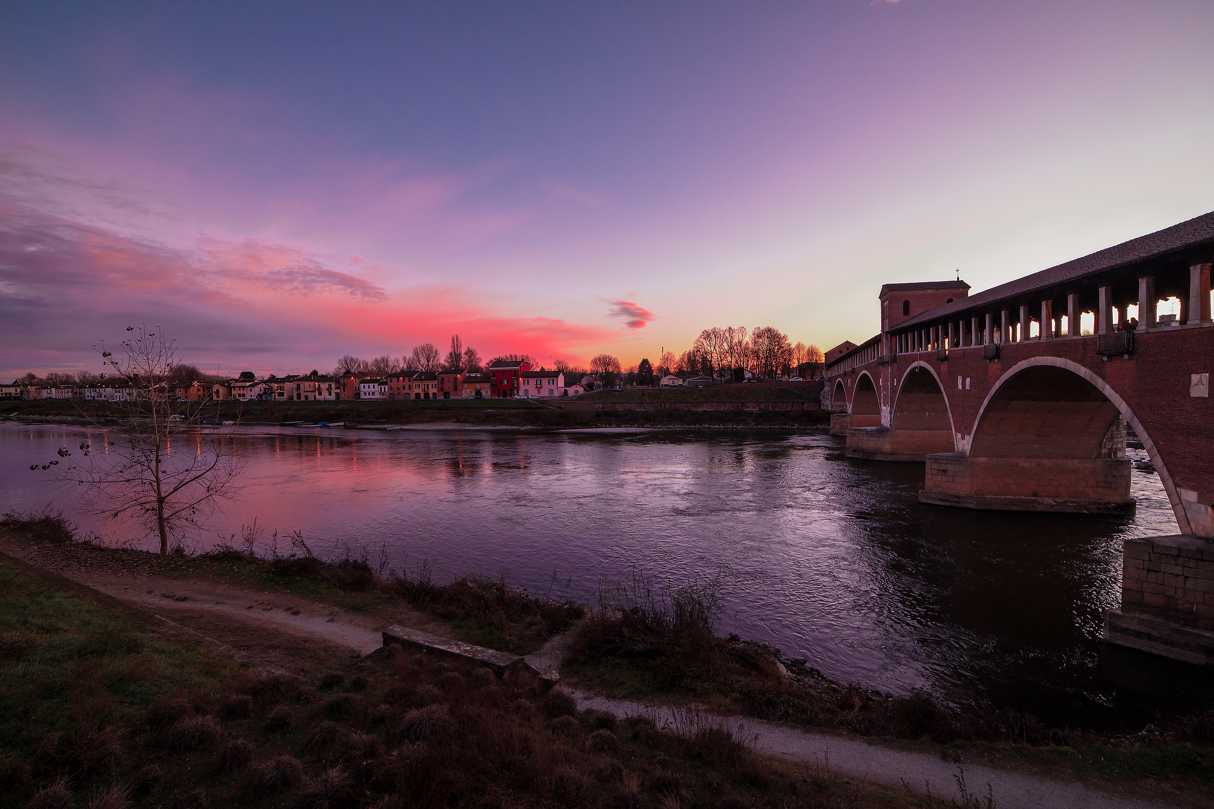 Pavia covered bridge