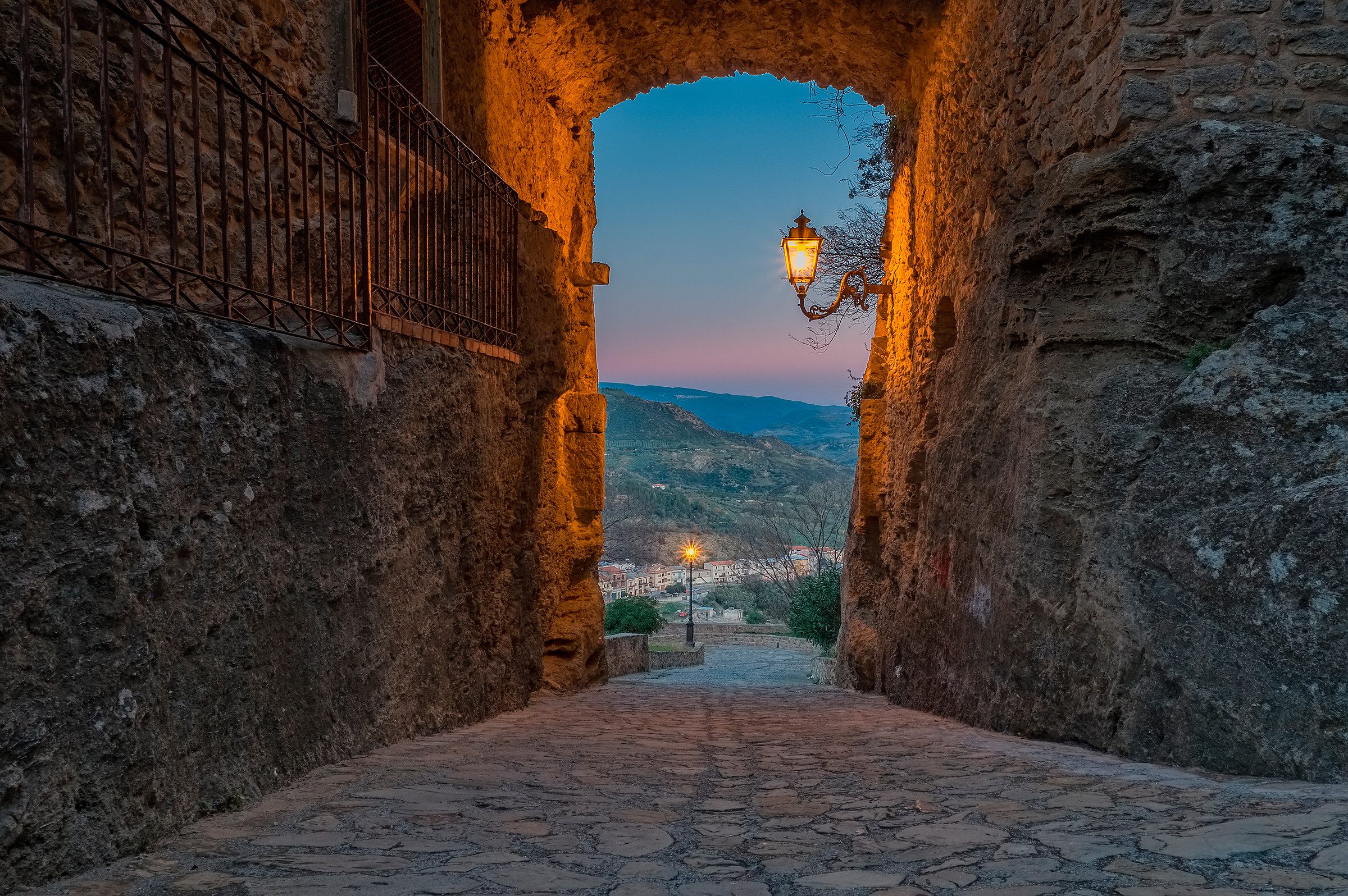 L'arco alle prime luci del mattino!