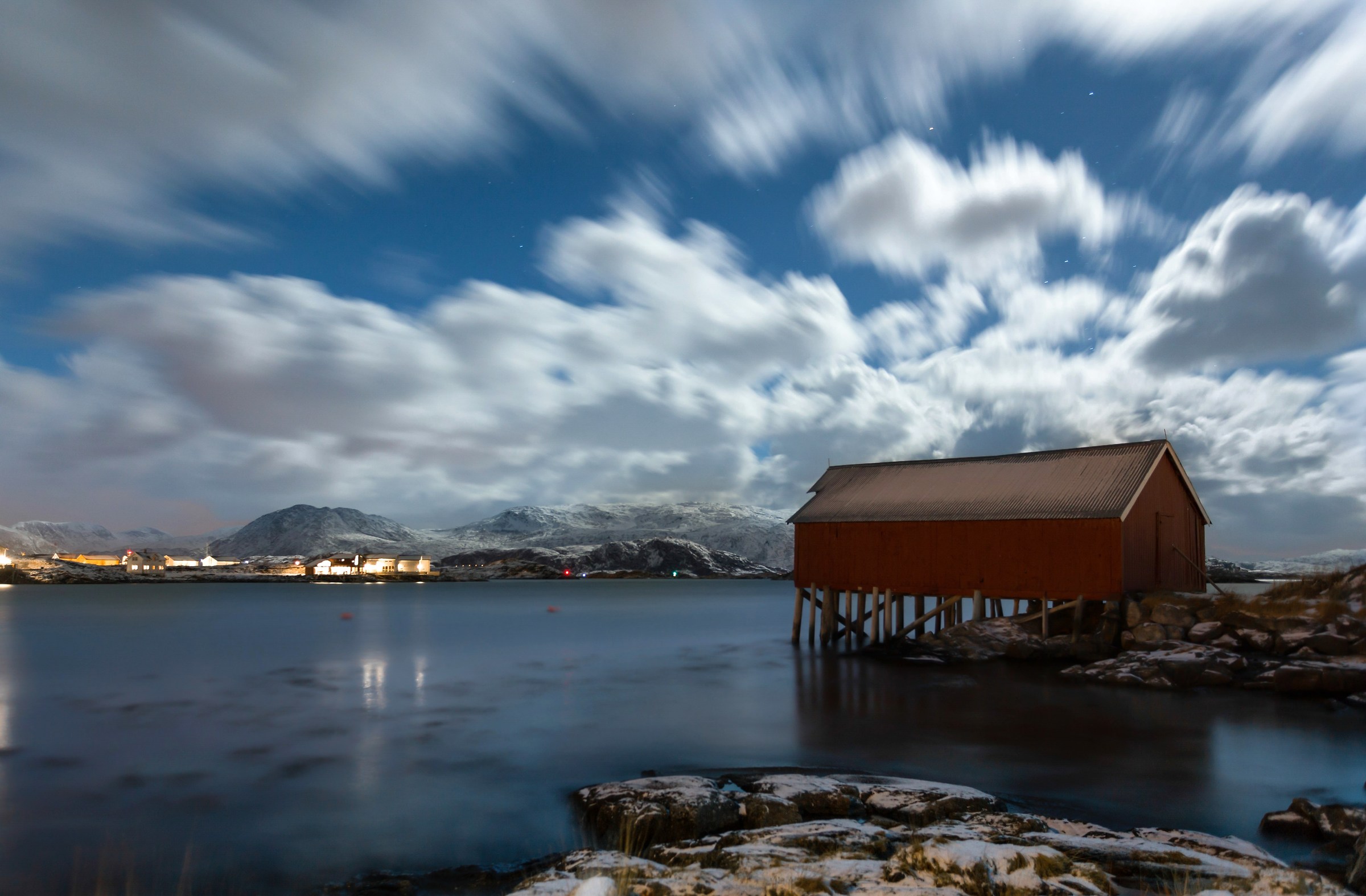 Sommarøy illuminated by the super moon