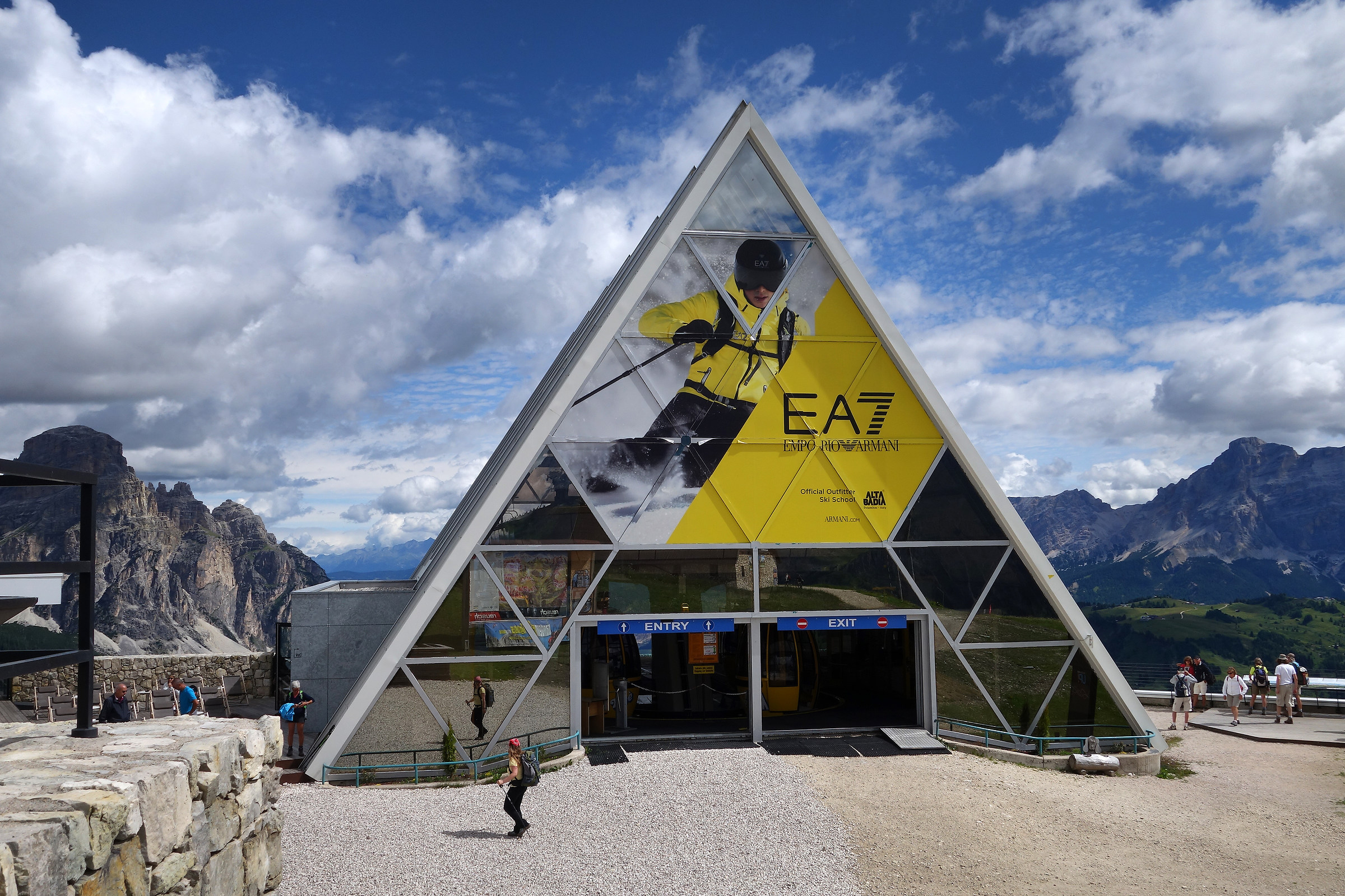 ... piccolo spazio pubblicità ...