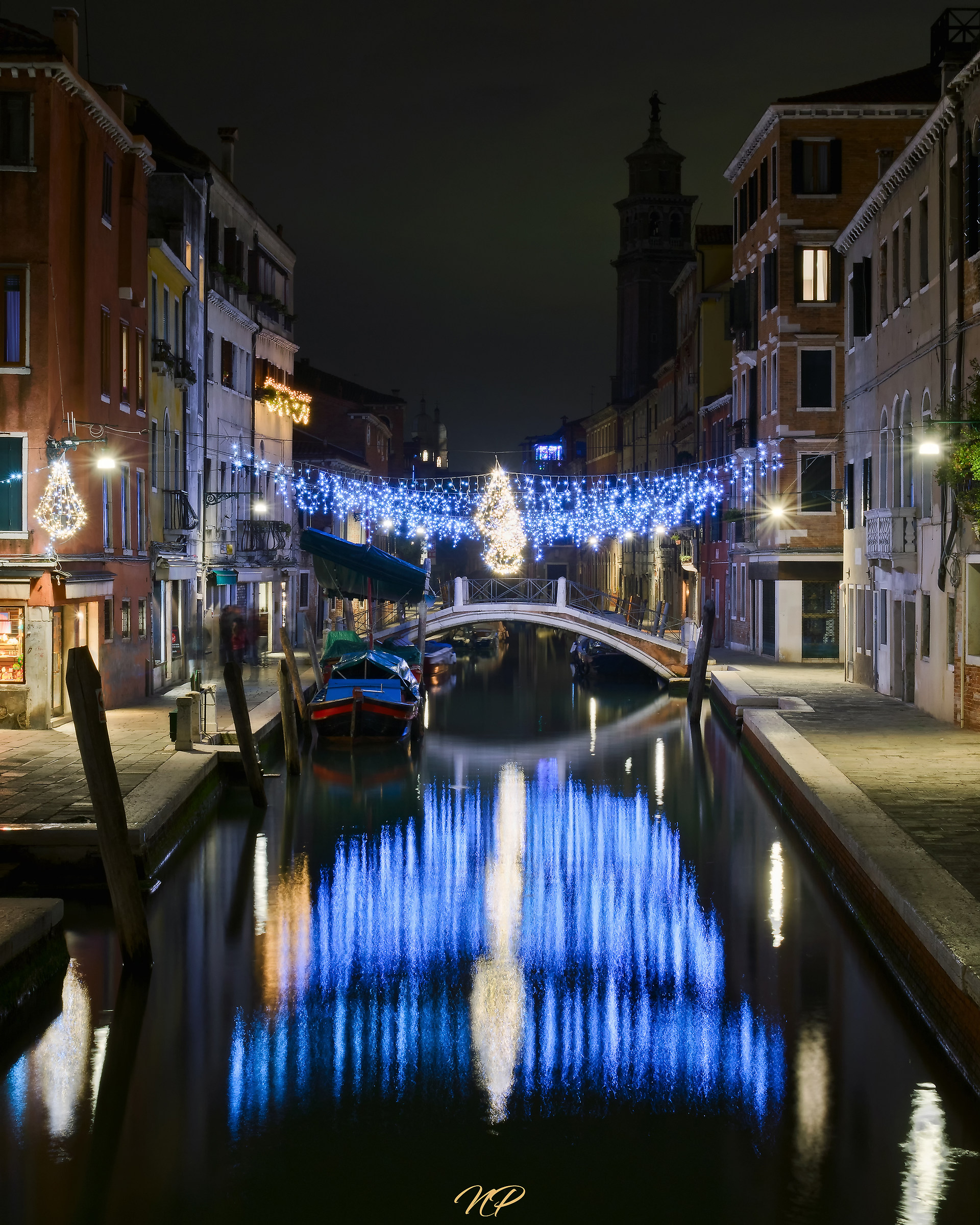 Christmas lights in Venice