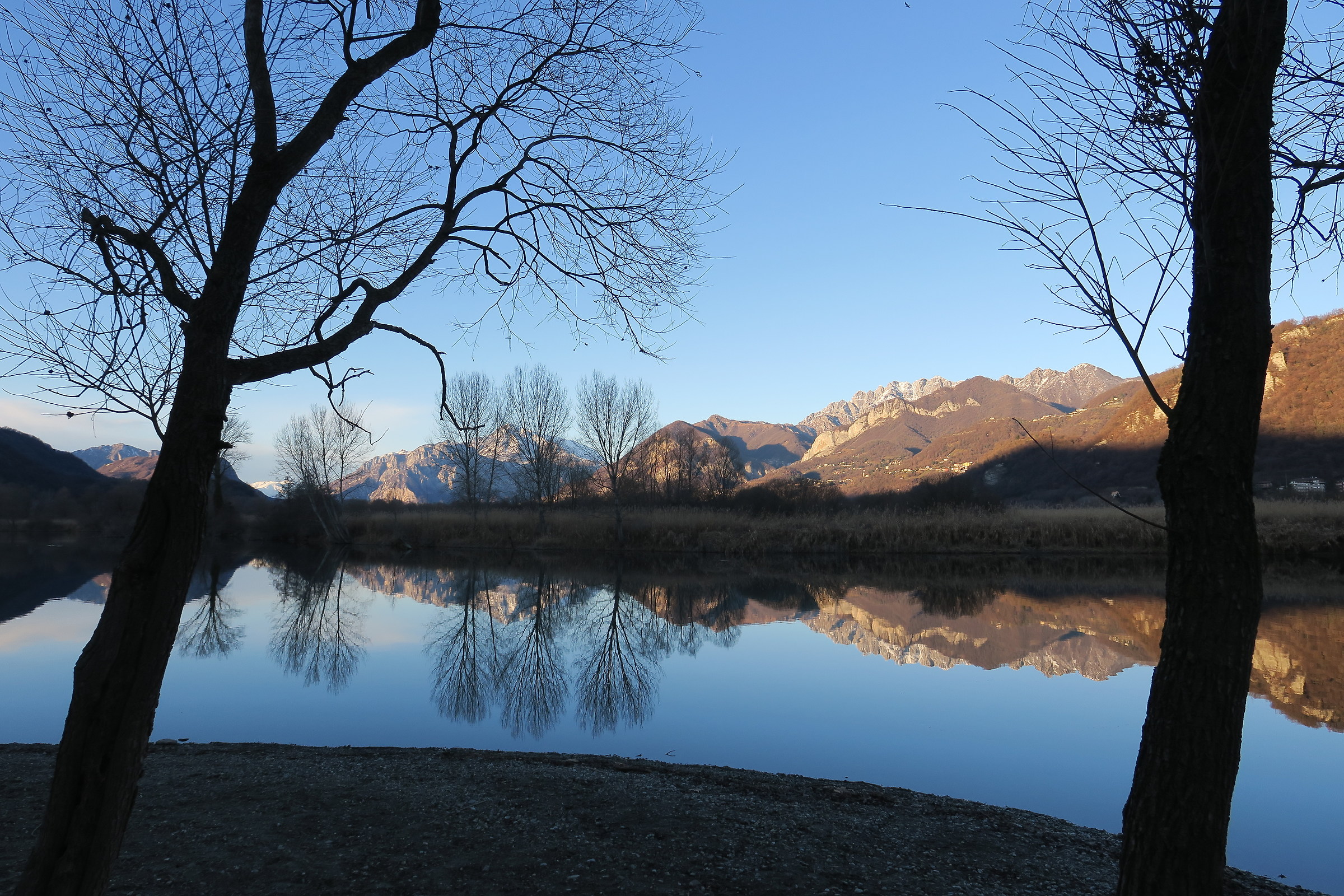 Adda, a clear winter day