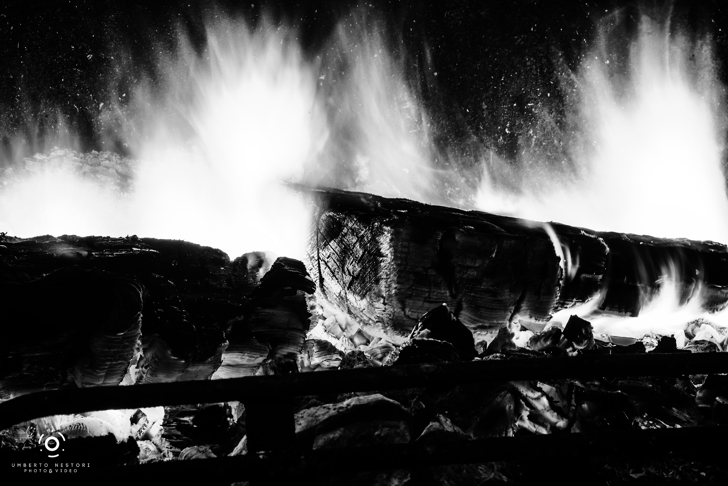 The warmth of black and white V2