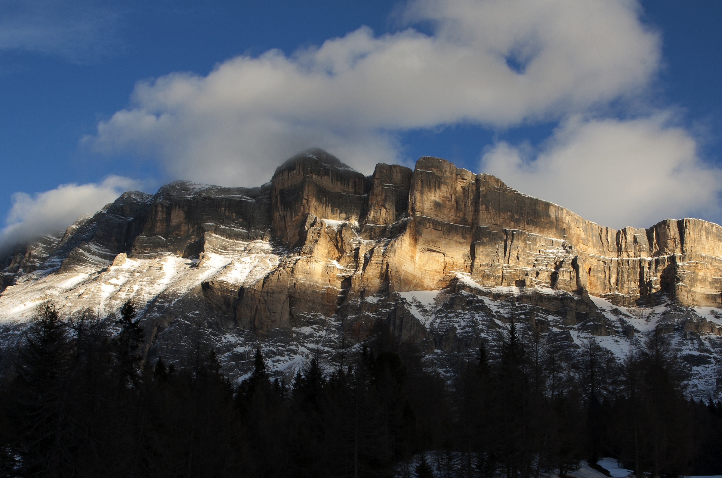 Sole e nuvole sul Sasso della Croce