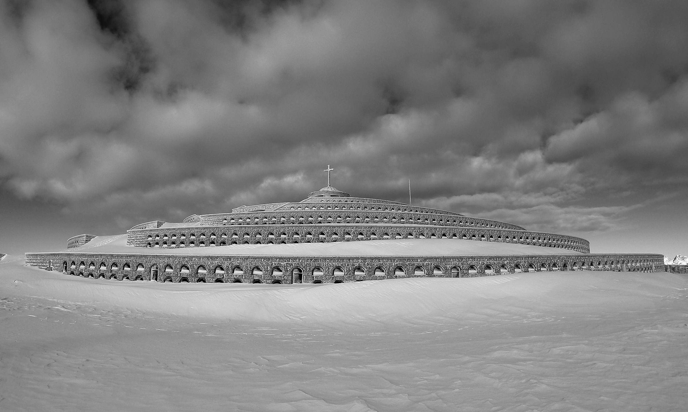 Cima grappa Ossario.