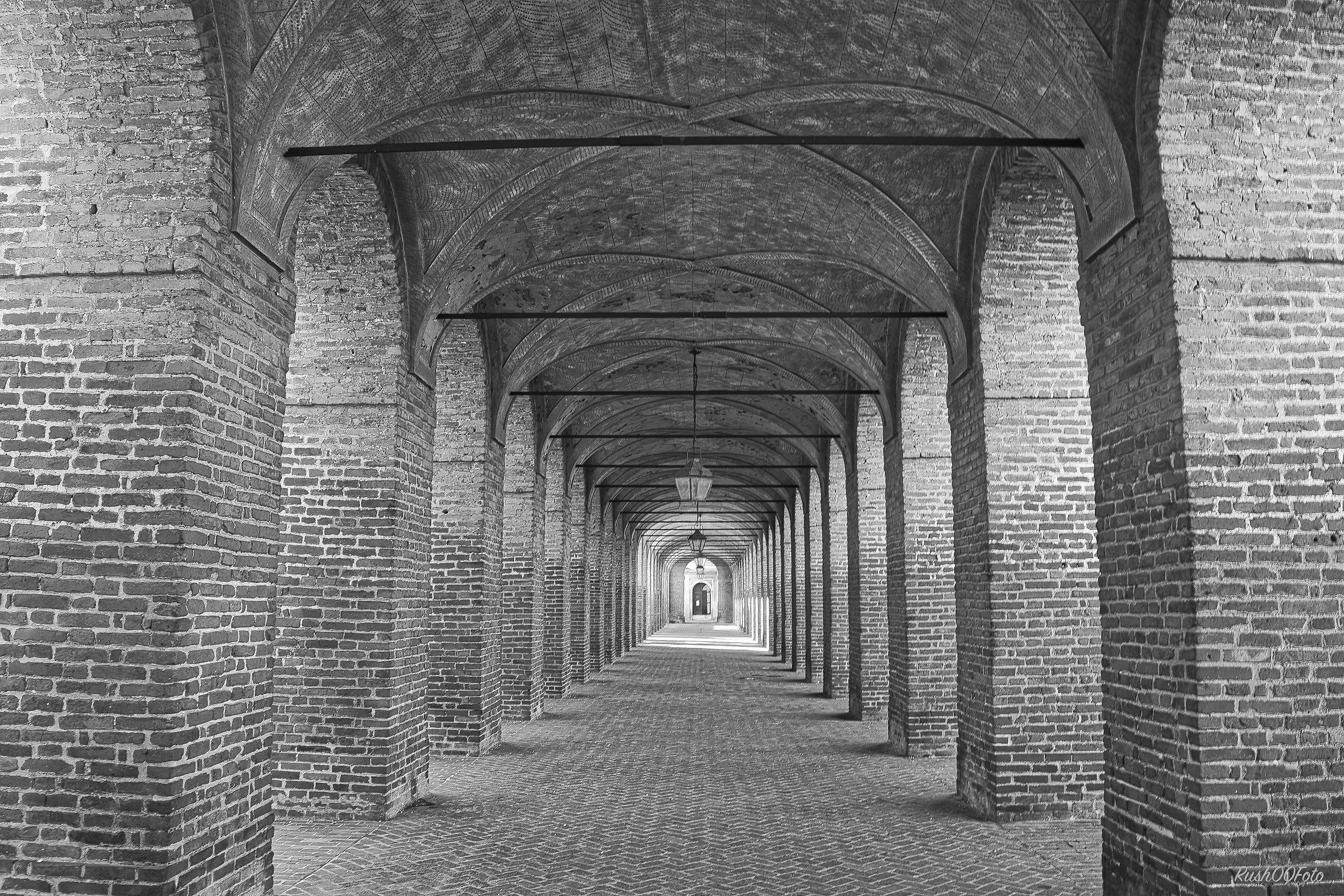 Portico di Galleria degli Antichi