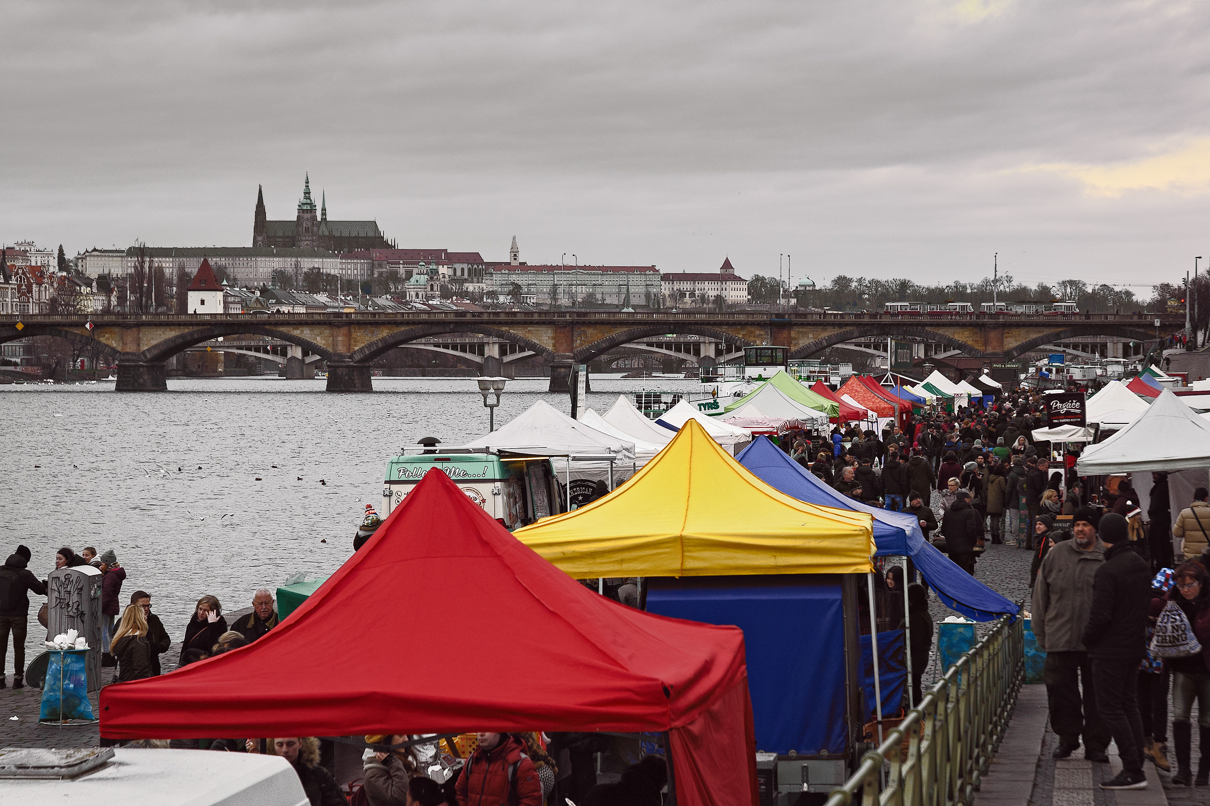 Market along the Vltava