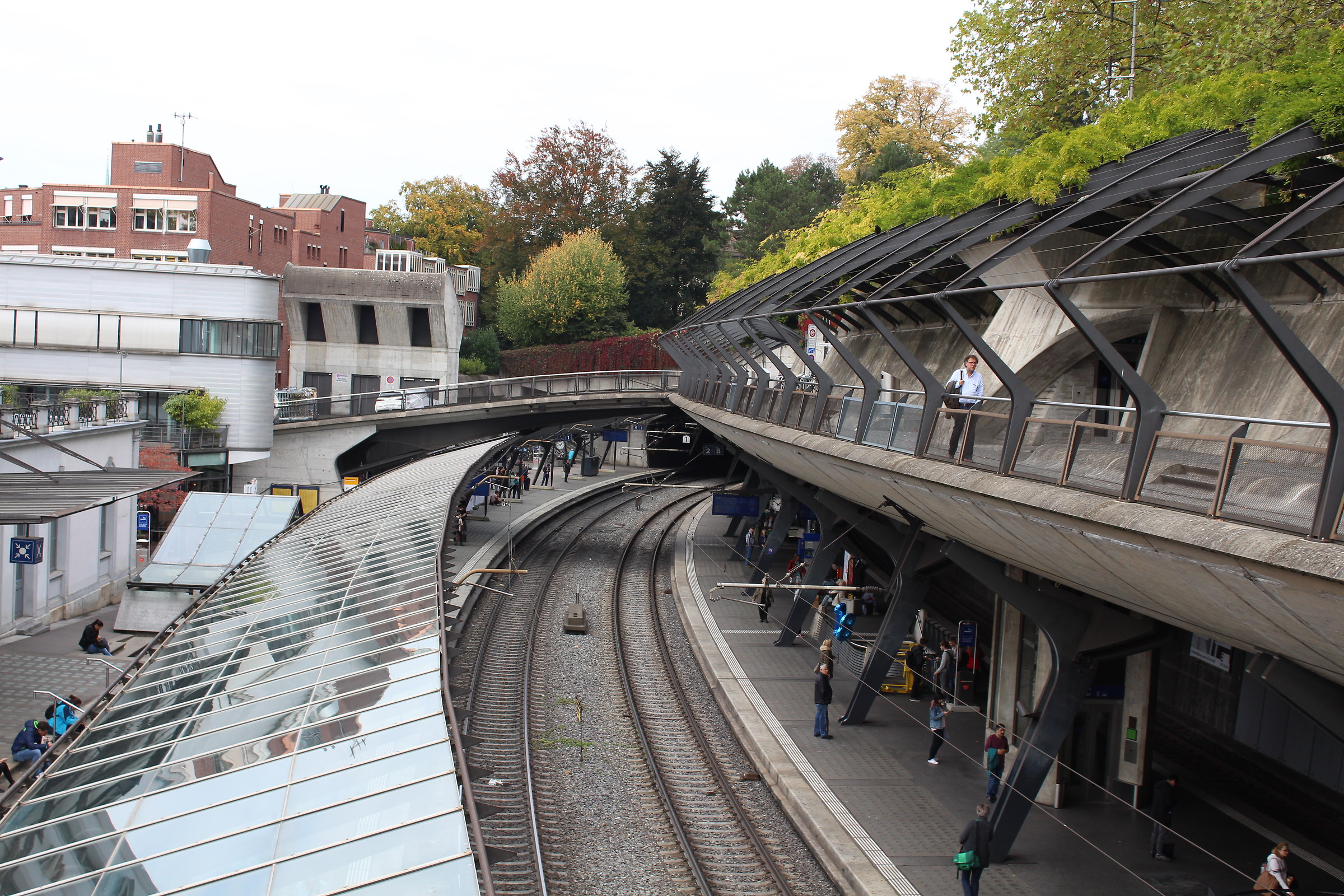 Zuerich Stadelhofen Bahnhof