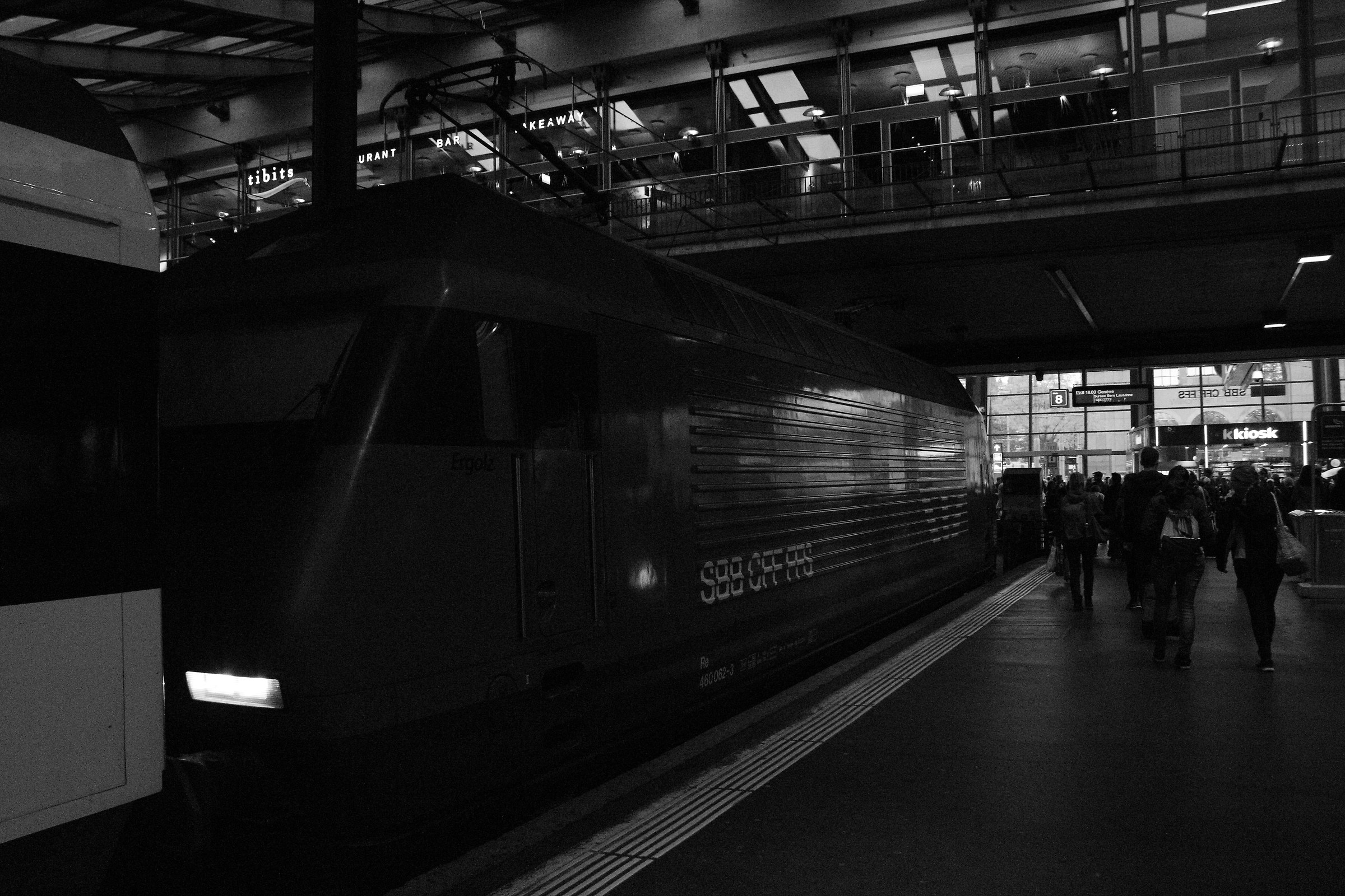King 460 Luzern Bahnhof B / N