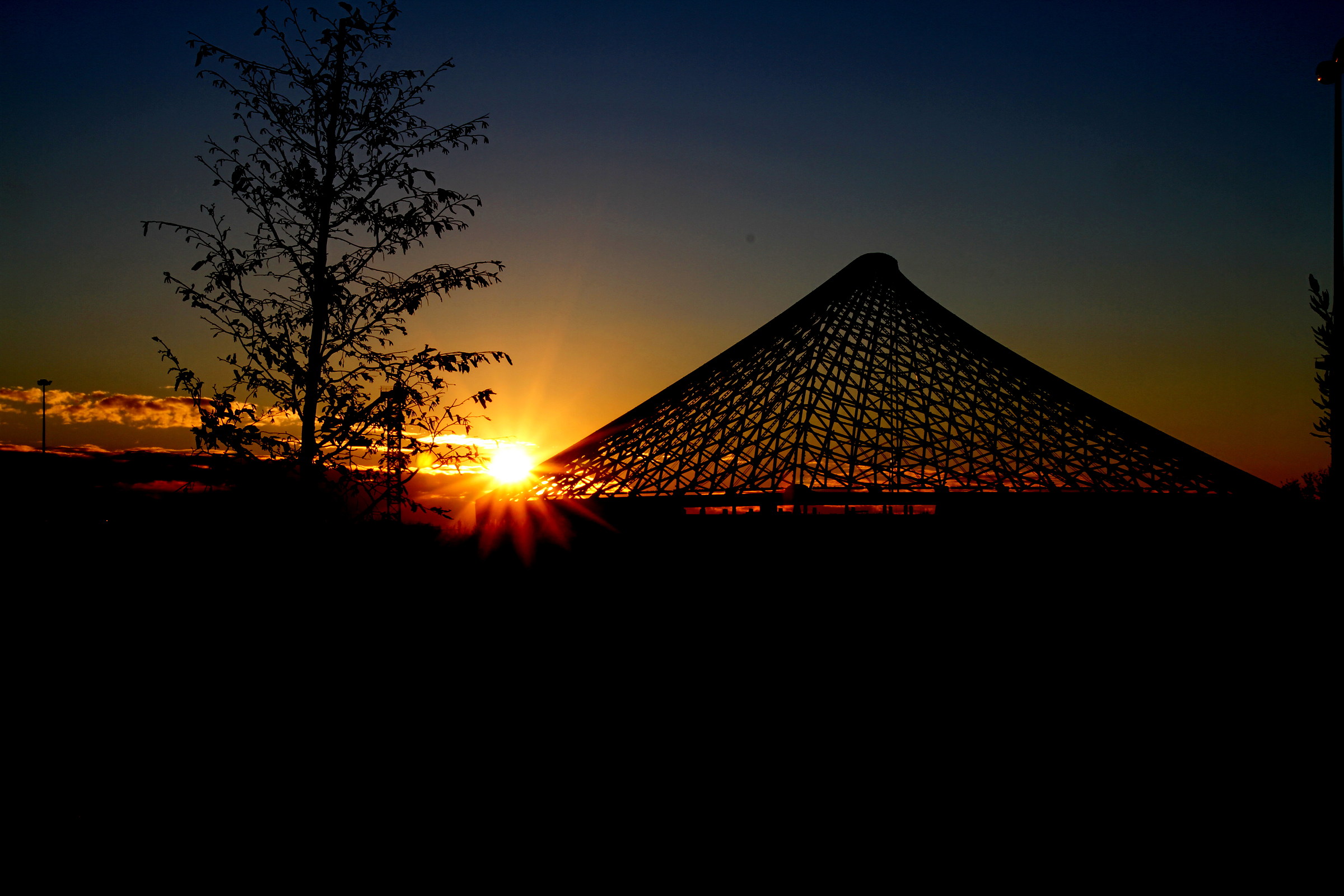 L'incompiuta (la città dello sport)