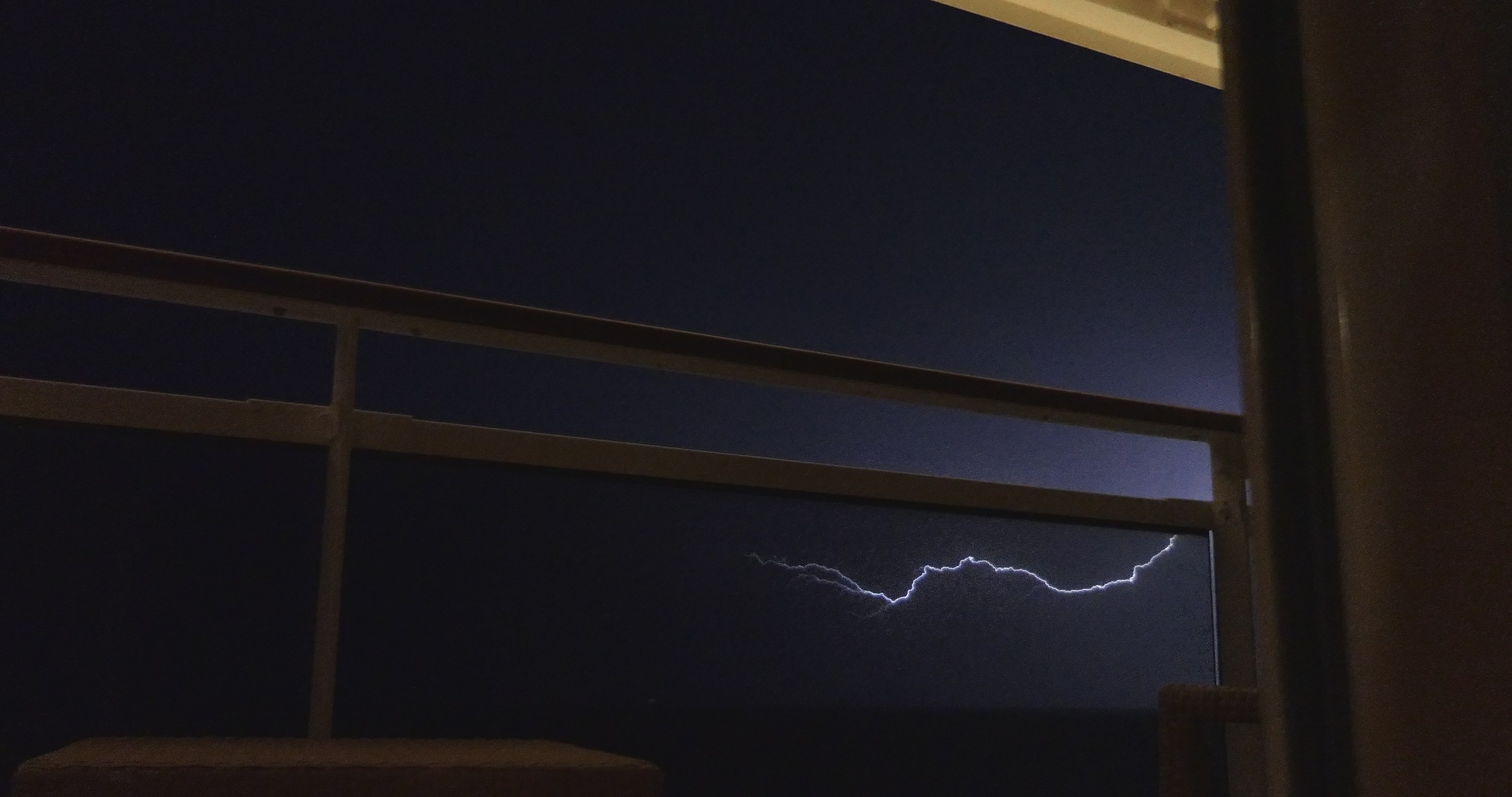 Cruise with thunderstorm