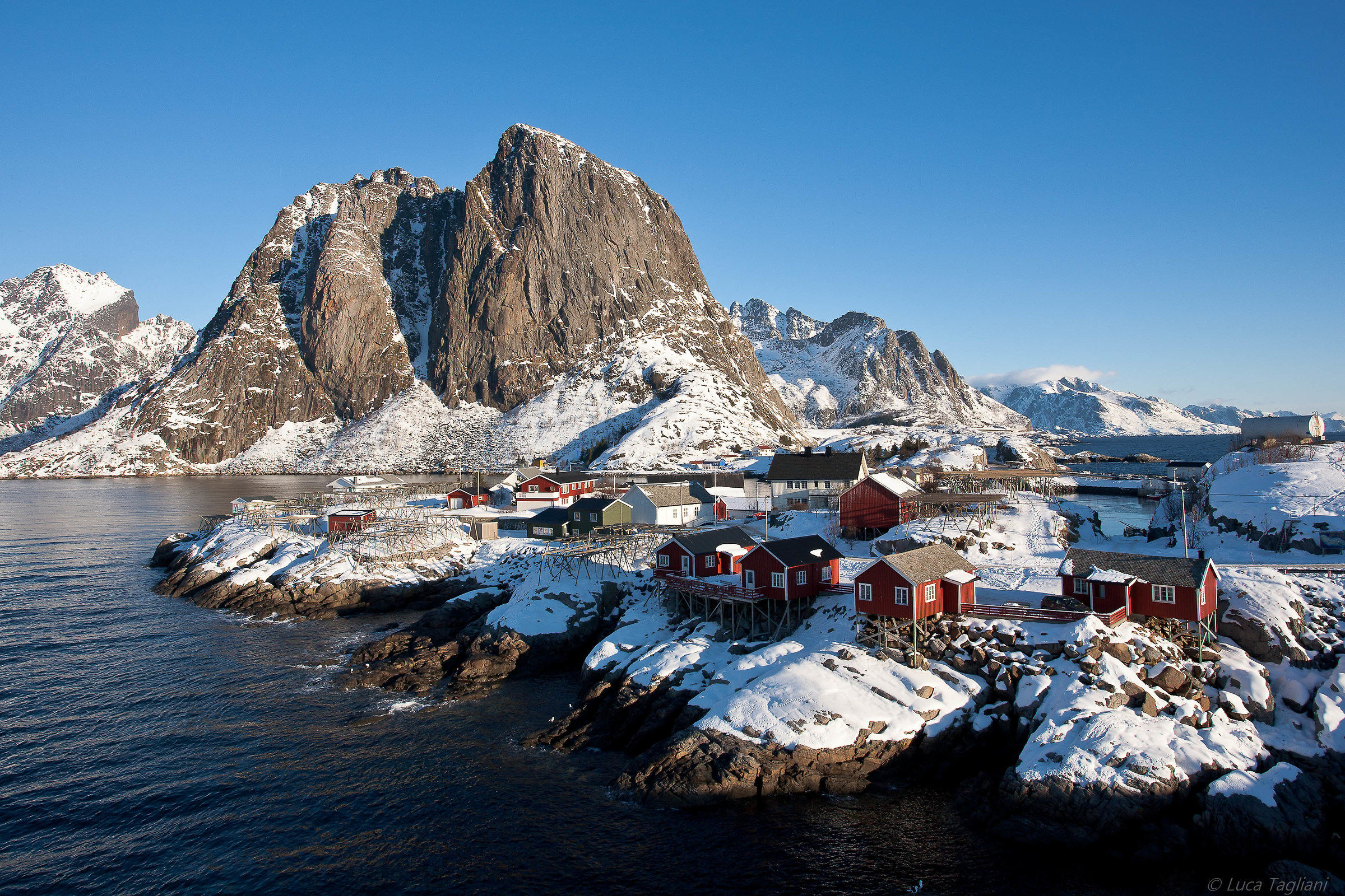 Simply Hamnoy