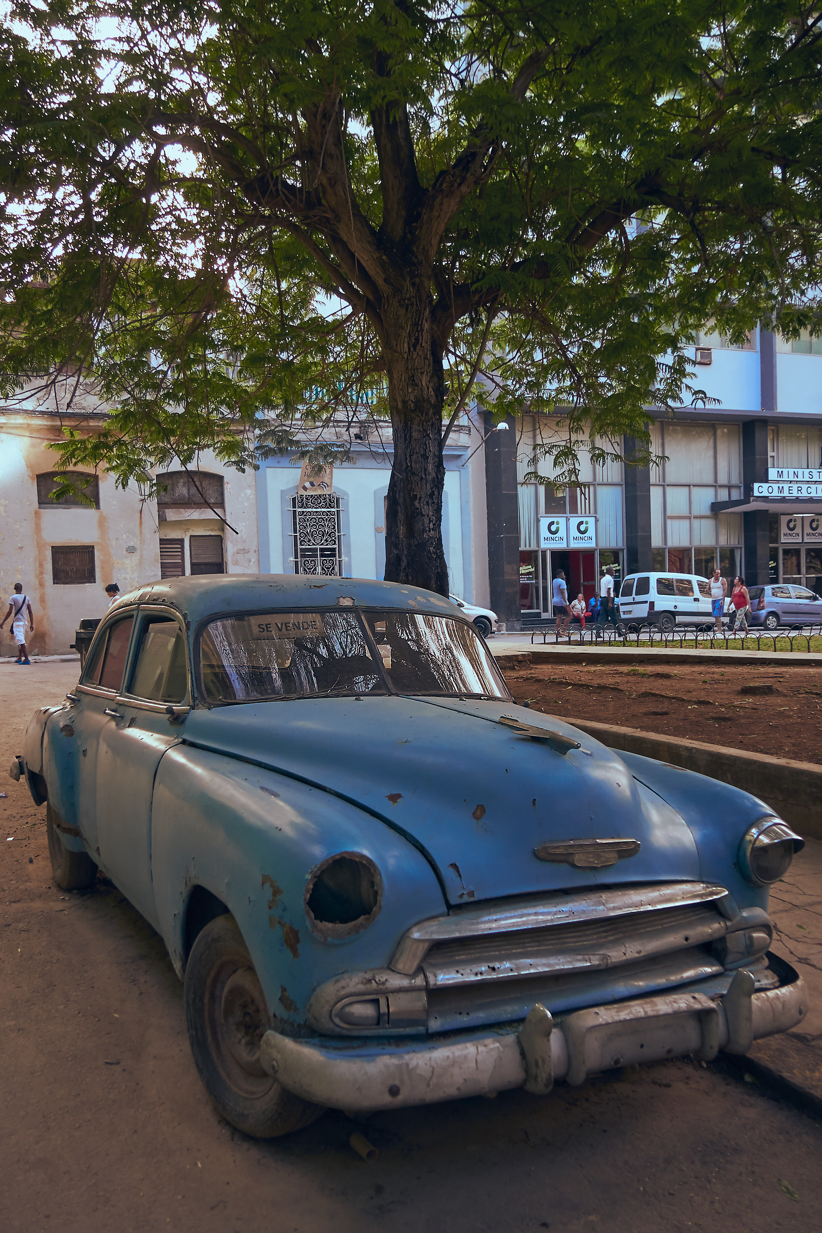 Better times for this car..in Habana (cuba)