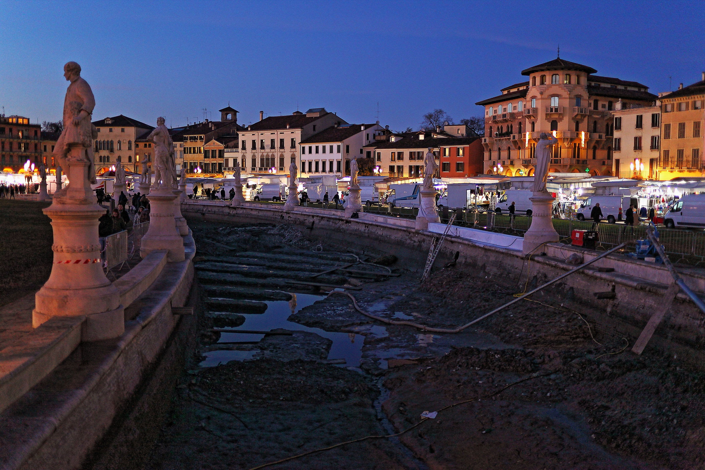 Foundation of Zairo in Prato della Valle