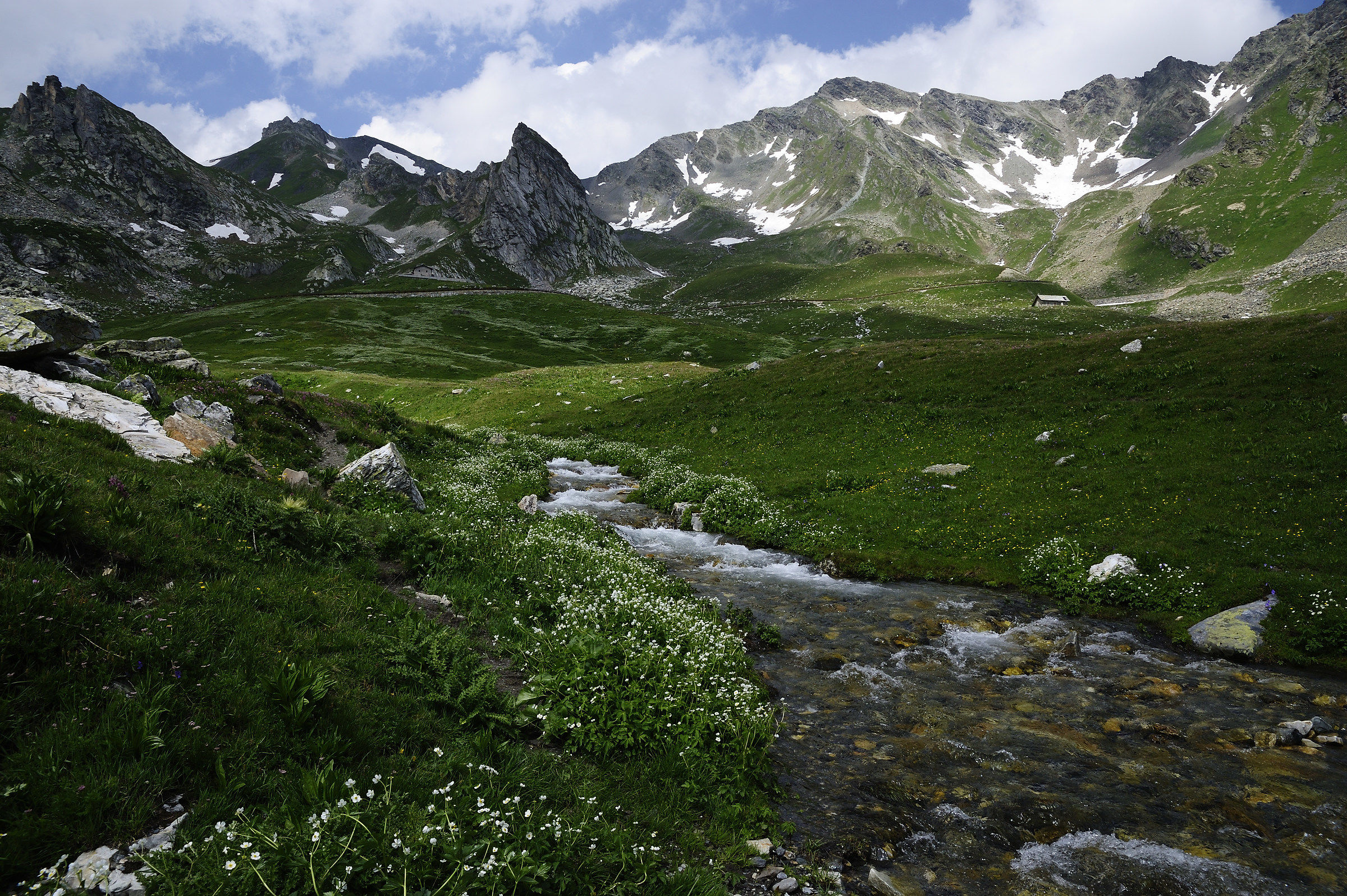 Towards Little St. Bernard