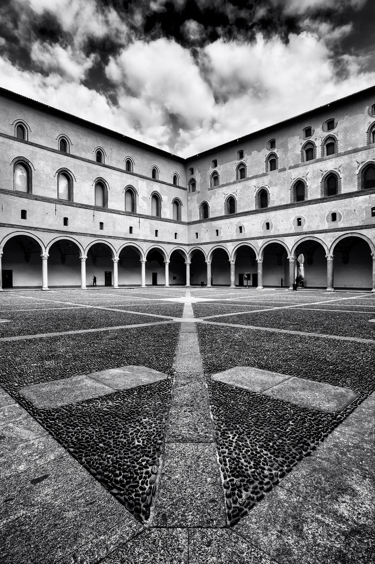 Sforza courtyard