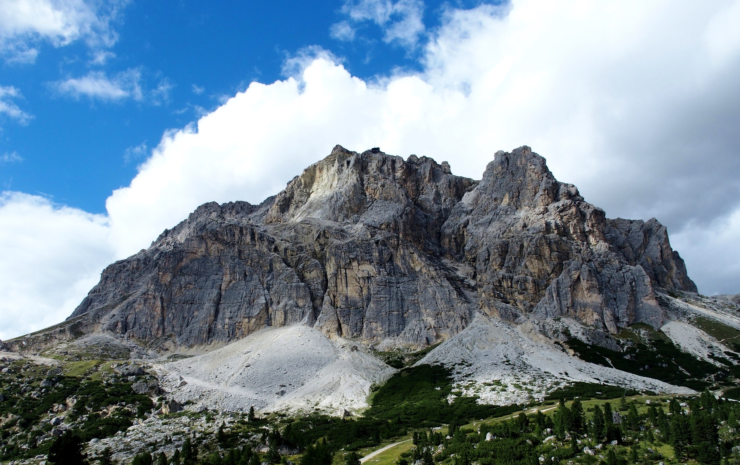 Between Heaven and Earth