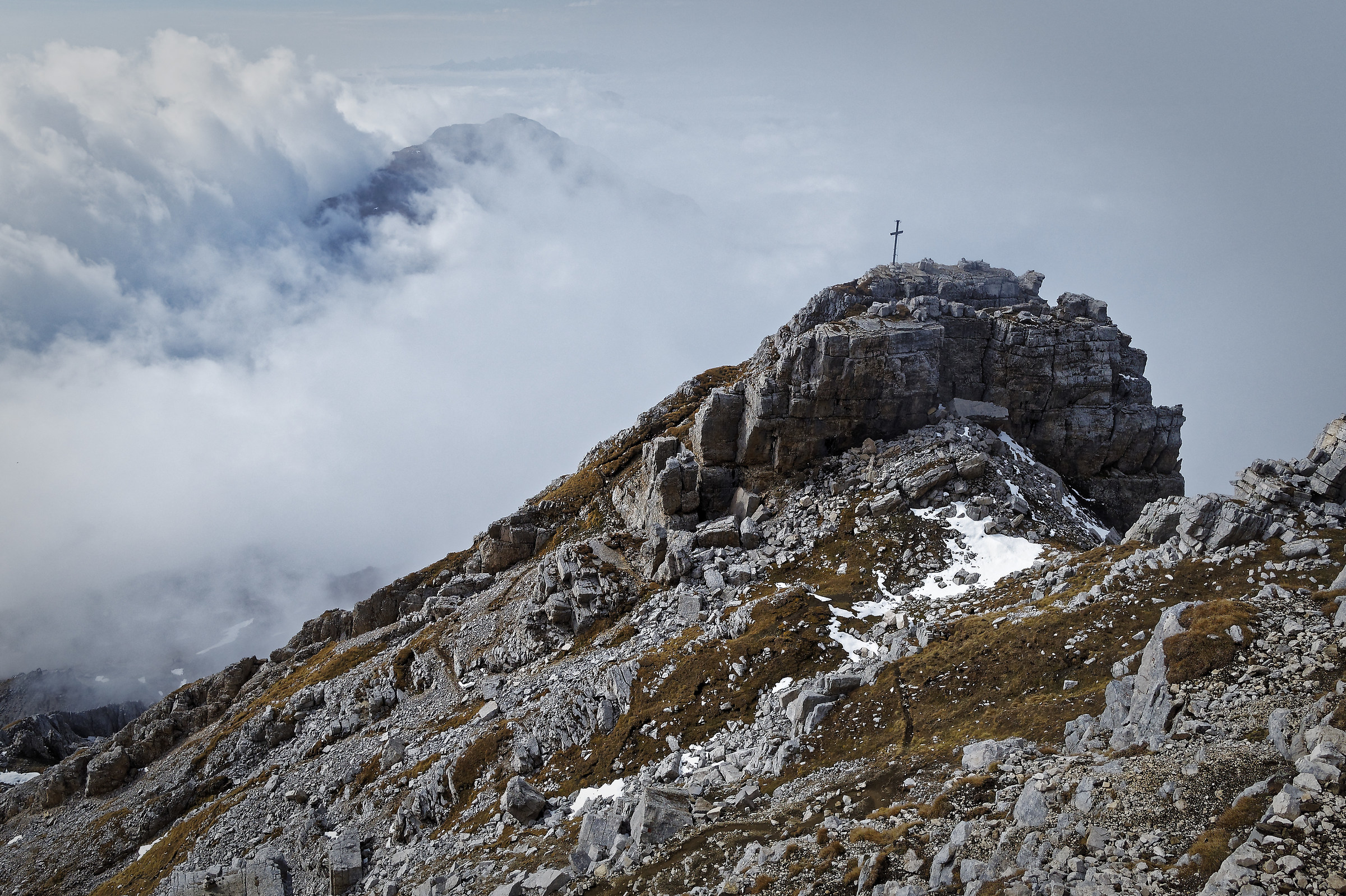 Summit cross
