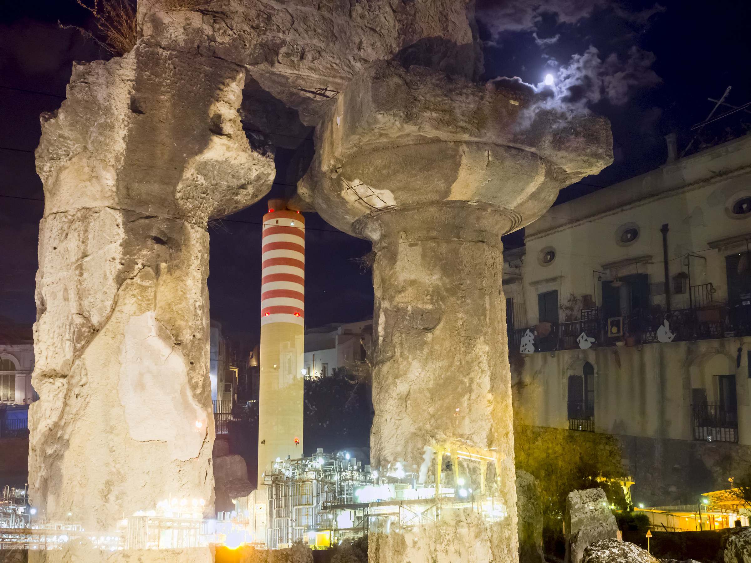 Columns temple of Apollo 2