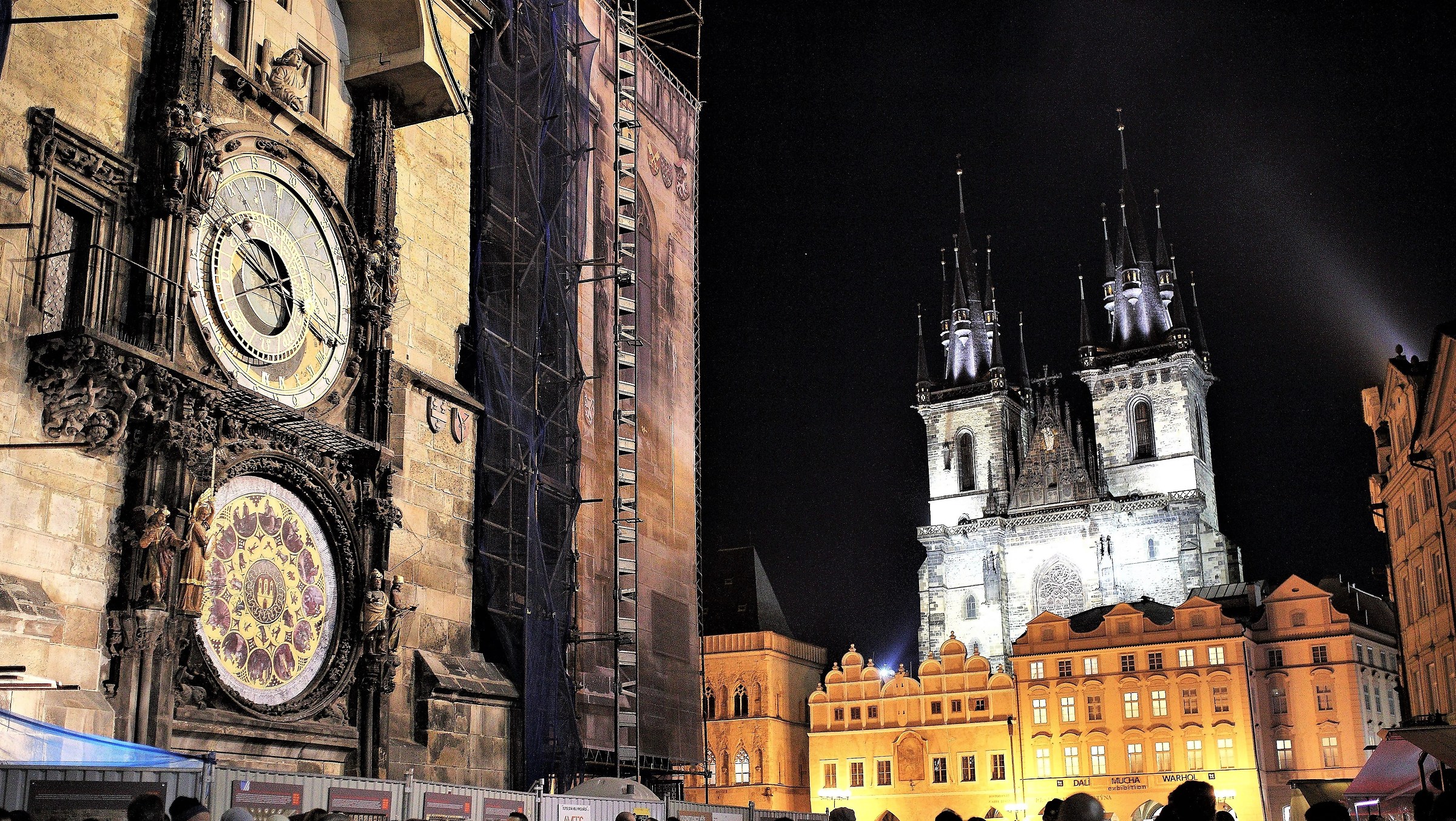 praga -piazza dell'orologio astronomico