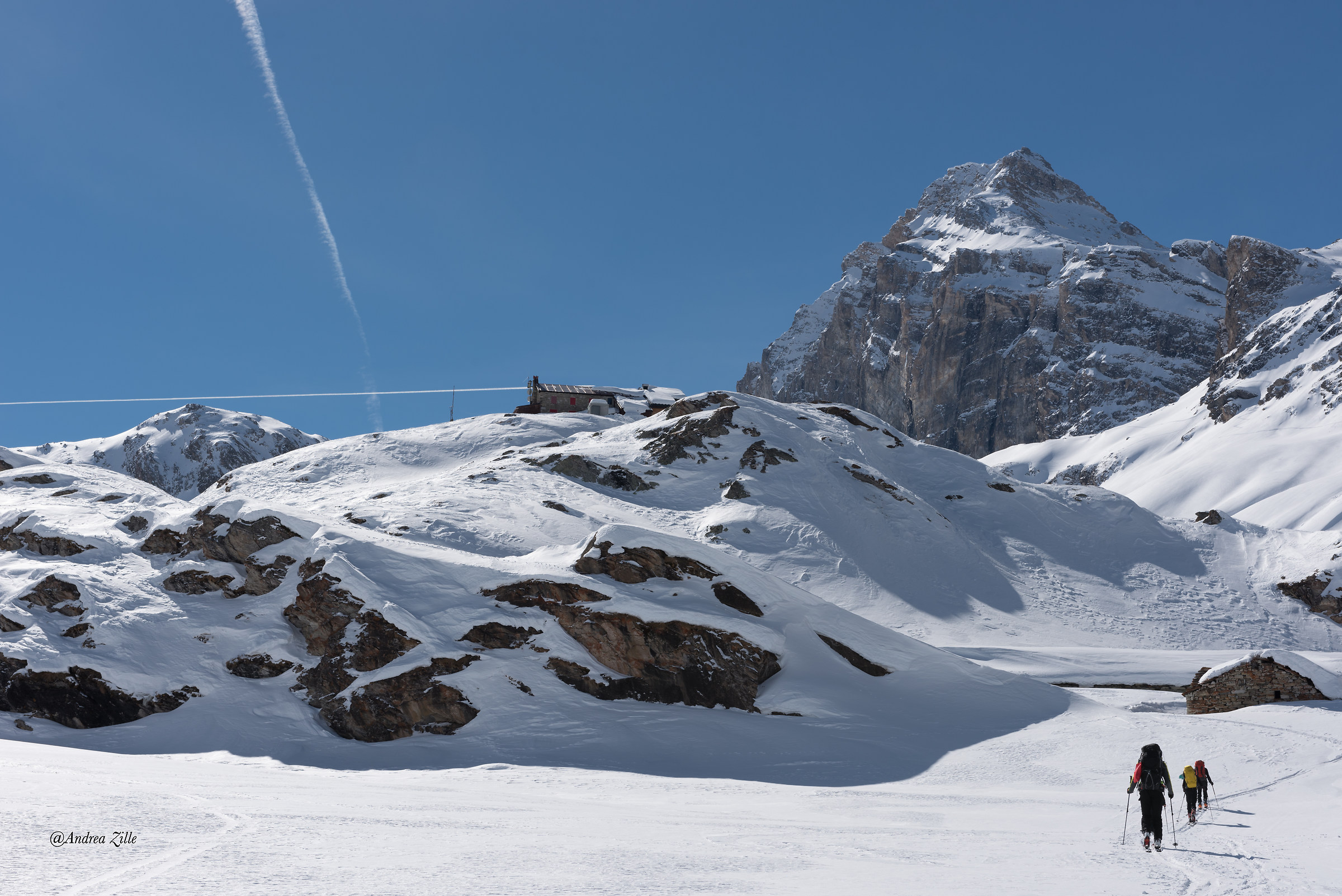 "crocevia e viavai" - Rif. Benèvolo (Aosta)