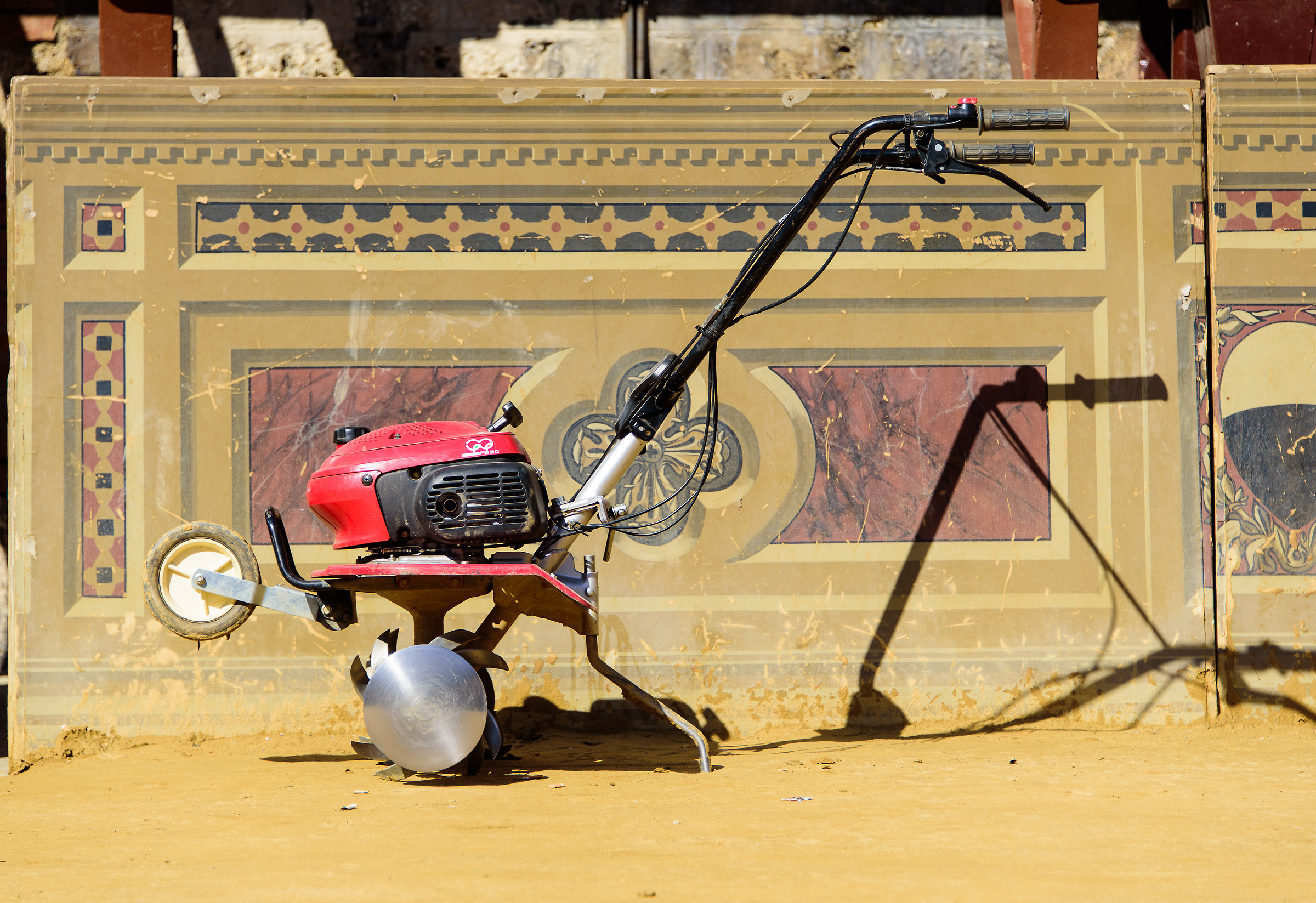 The earth in the Piazza