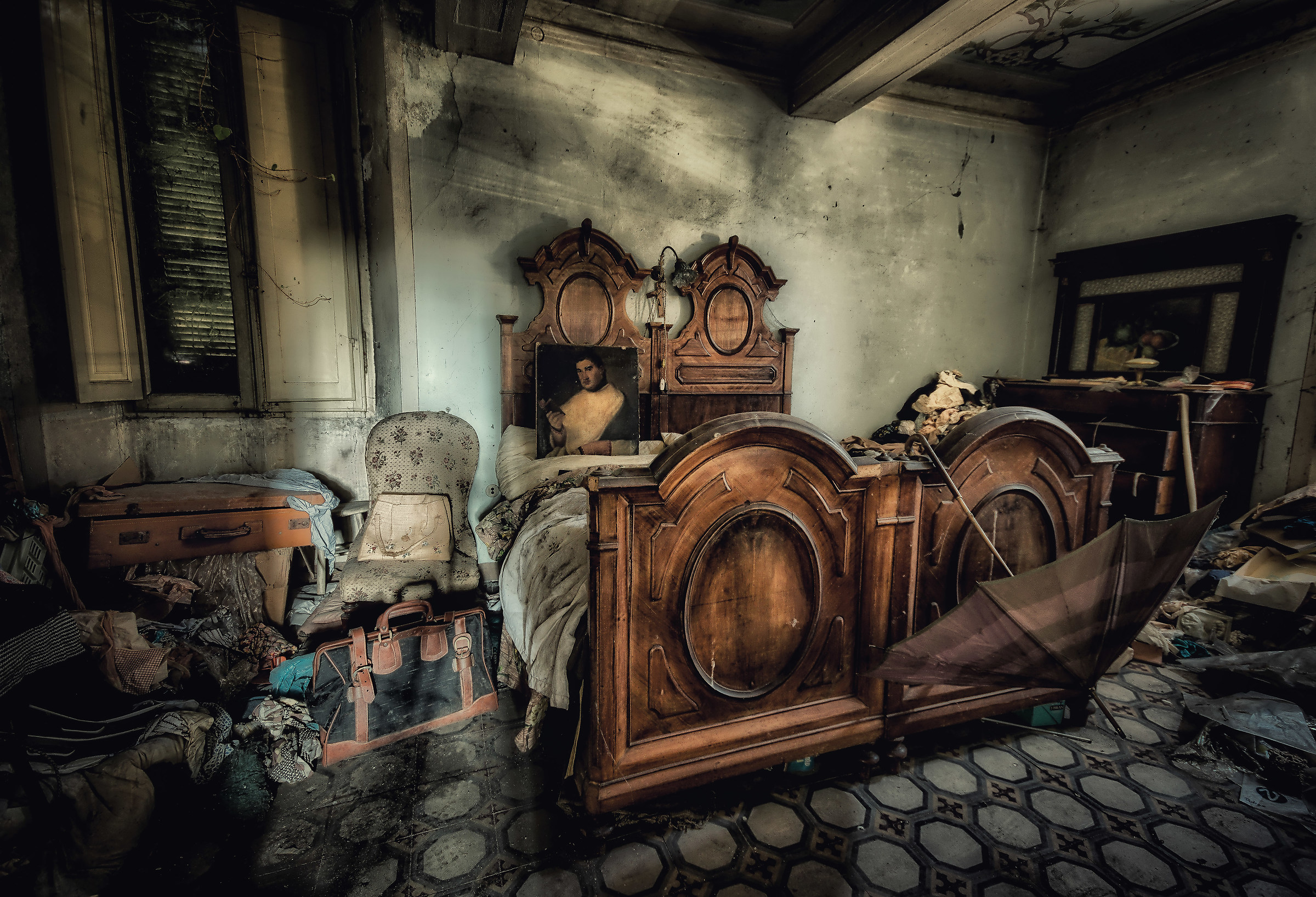 P. La casa che e' un casino...Abbandono padano