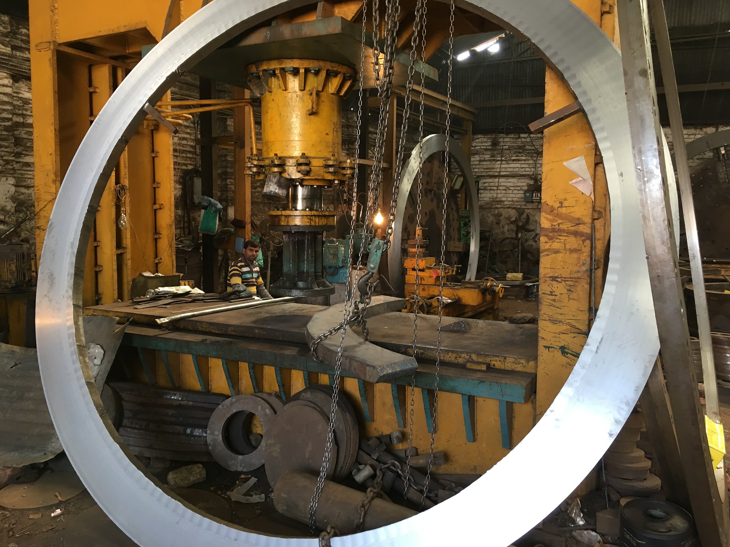 officina metalmeccanica-Calcutta