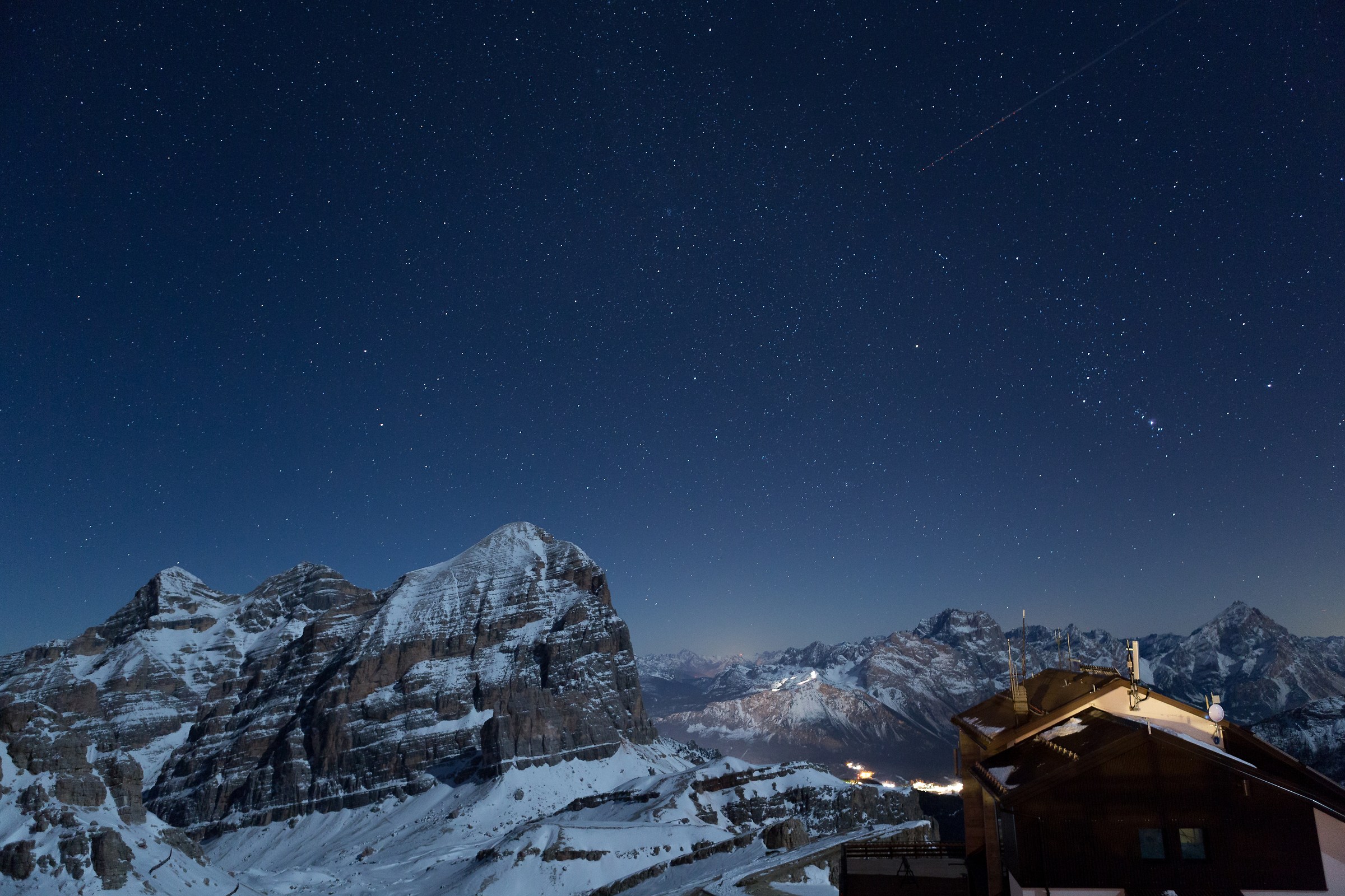 A Song of Earth and Sky, Tofana against Orion