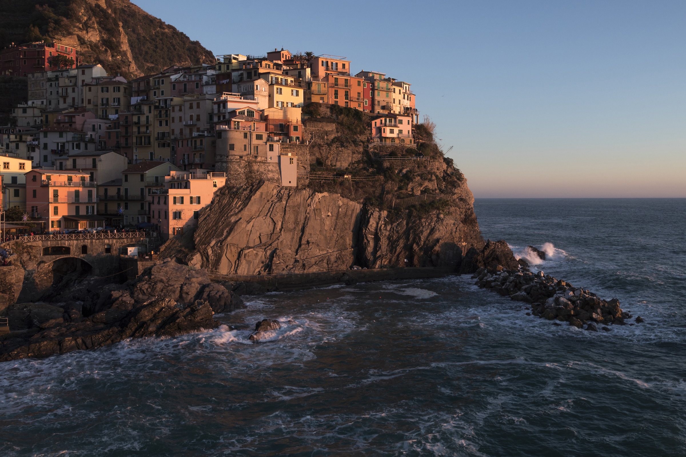 Glimpse of Manarola