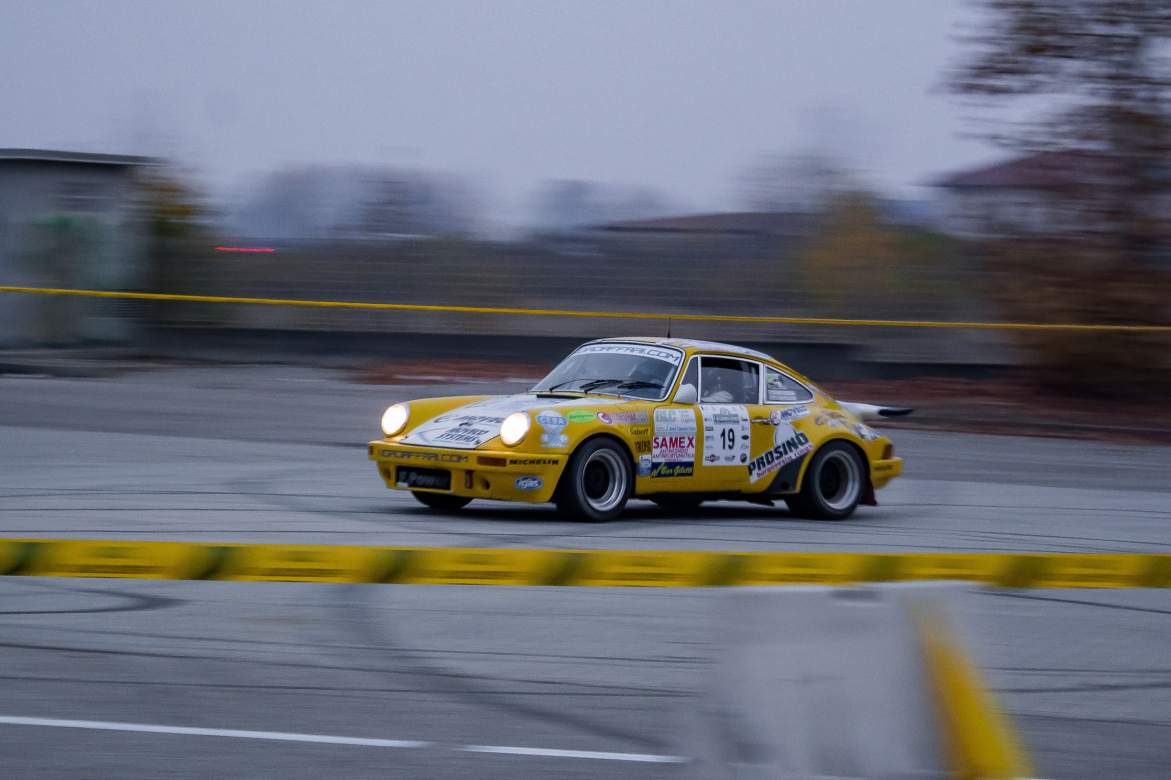 Porsche rally 3