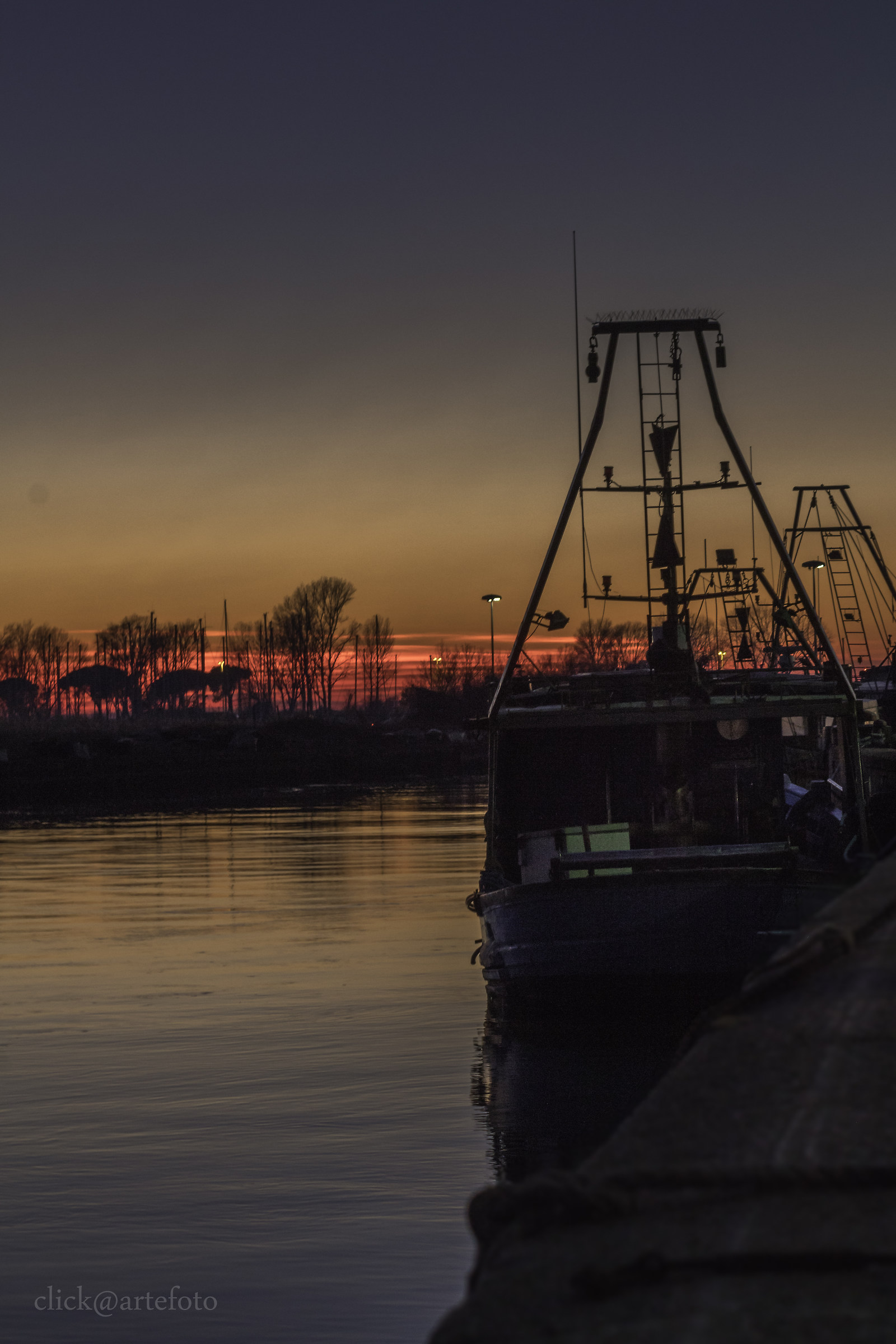 Tramonto in porto