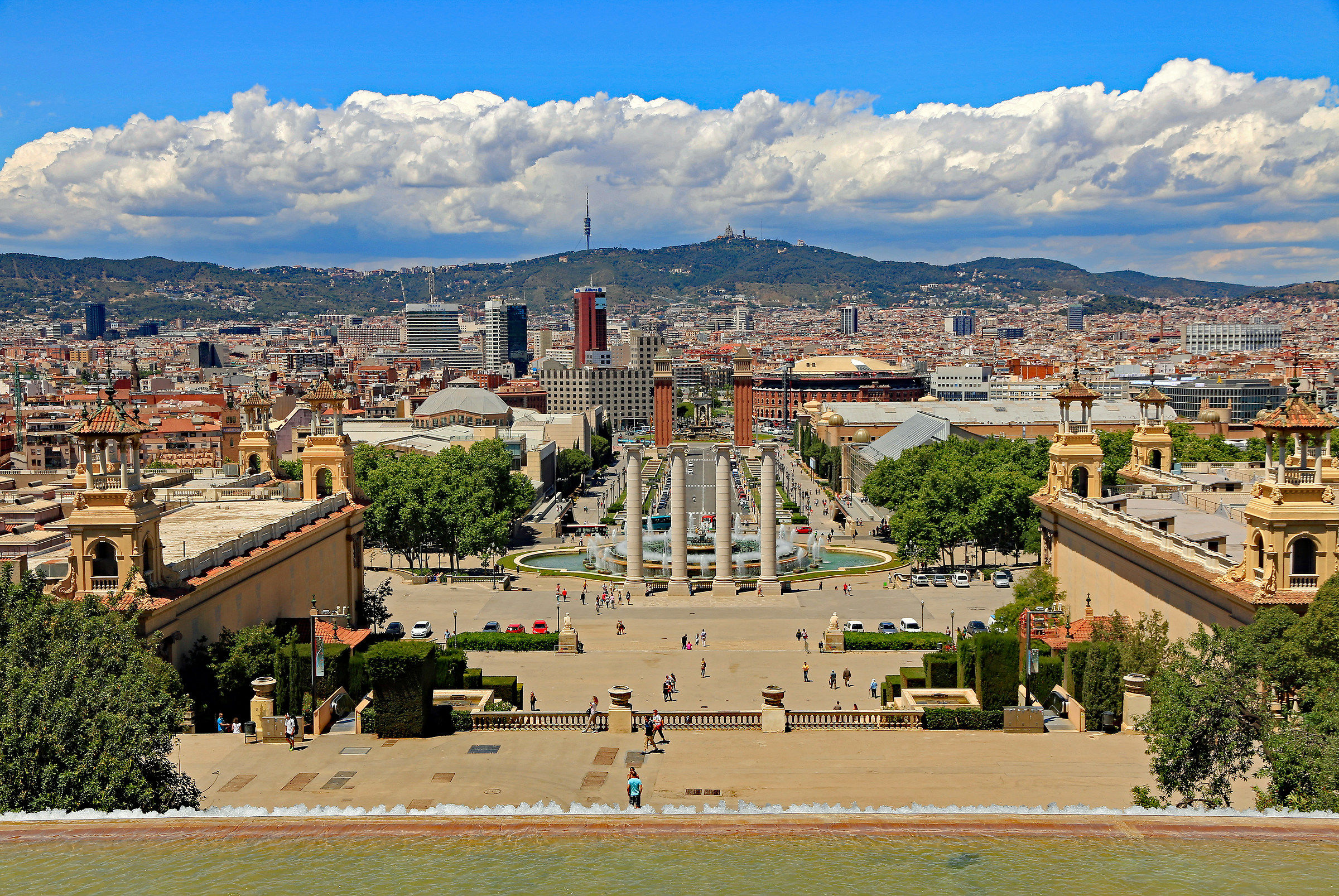 Barcellona (Spagna):  Placa de Espanya vista dall'alto