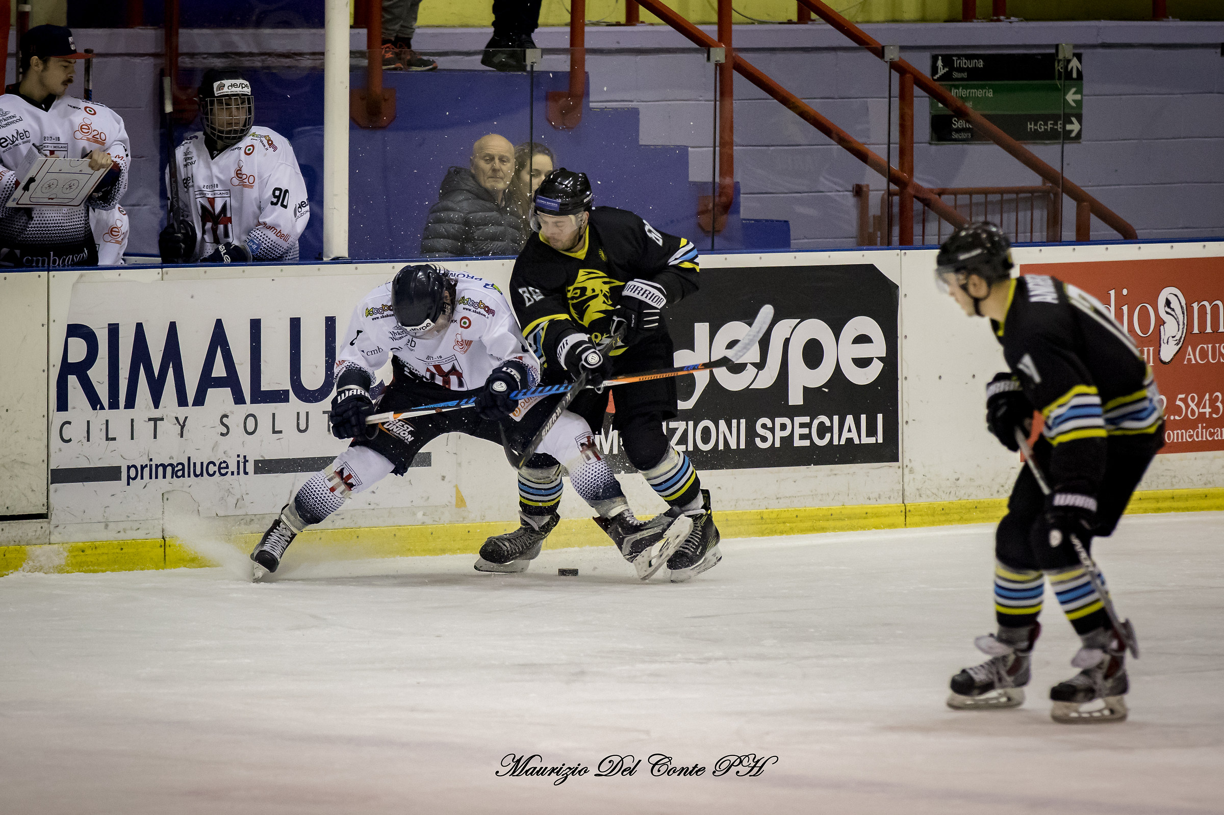 Fight for the shirt ...